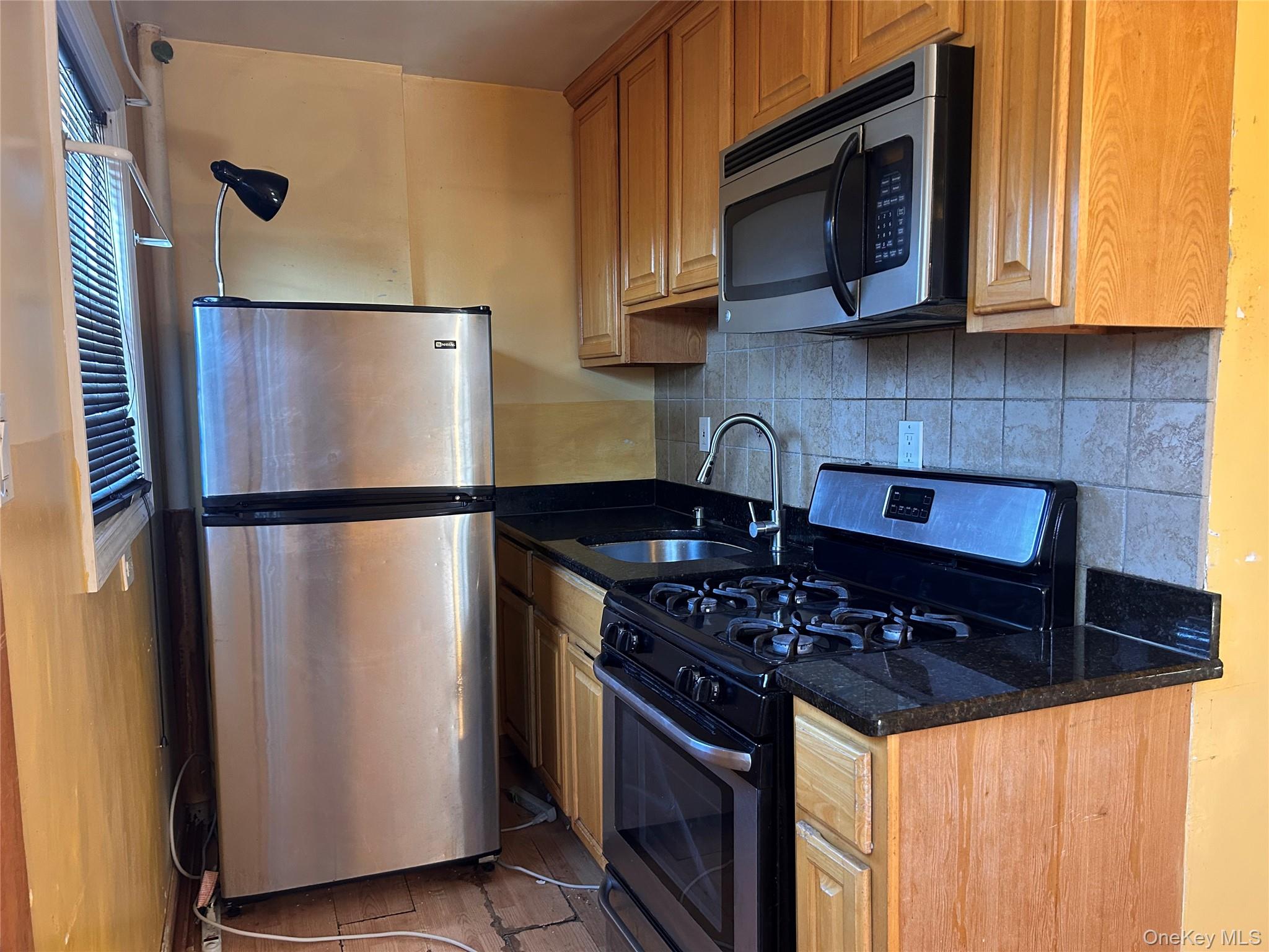 #14 photo, 100-24 210th Street, クイーンズ区 Queens Village , NY 11429