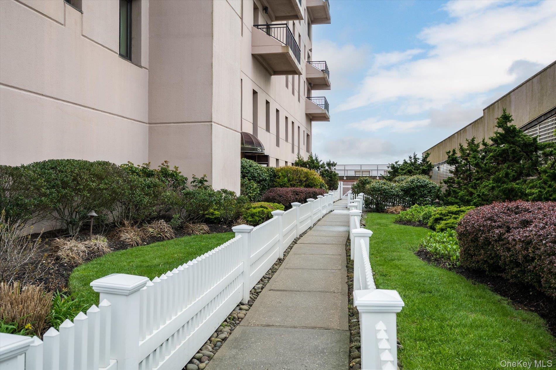 #5 photo, 100 W Broadway, ナッソー郡 Long Beach , NY 11561