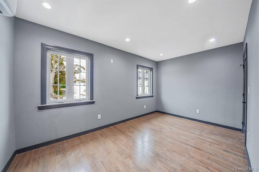 #15 photo, 139-11 Linden Boulevard, Jamaica , NY 11436