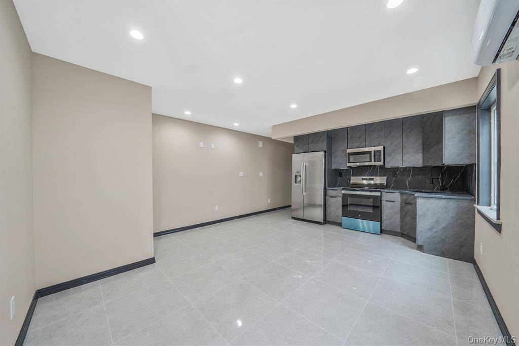 #4 photo, 139-11 Linden Boulevard, Jamaica , NY 11436