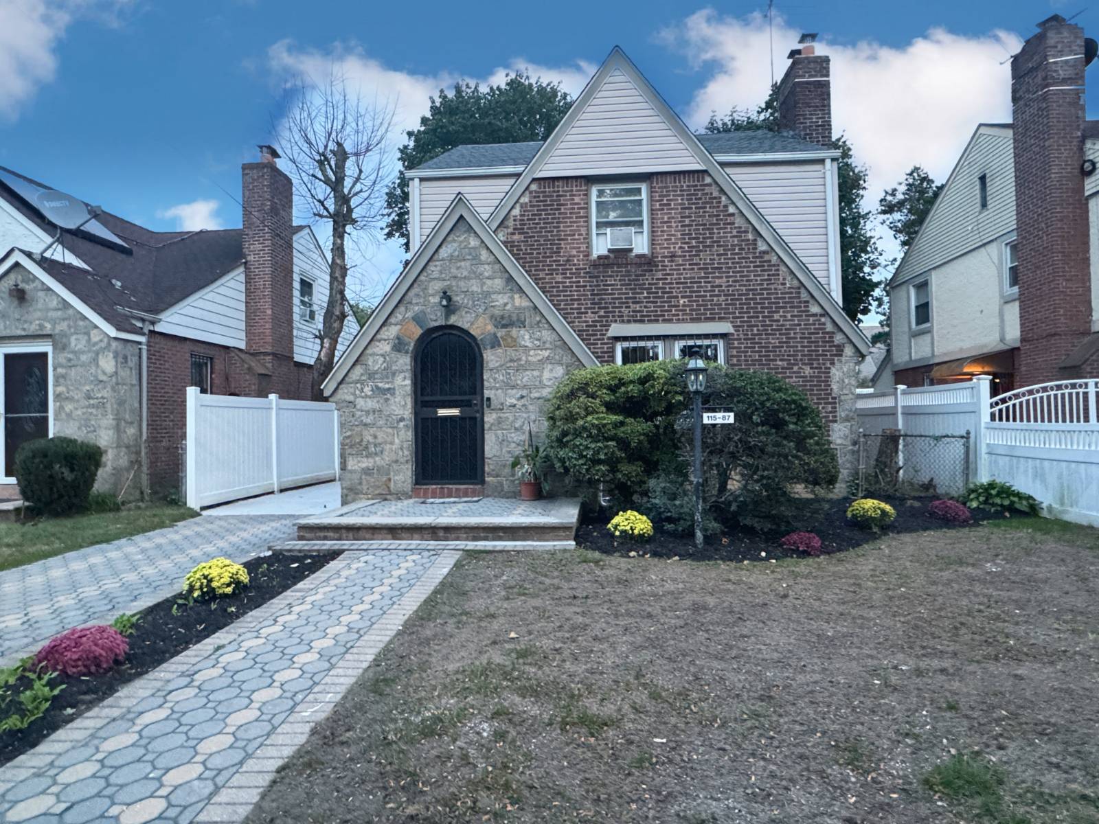 #1 photo, 115-87 219th Street, Cambria Hts , NY 11411