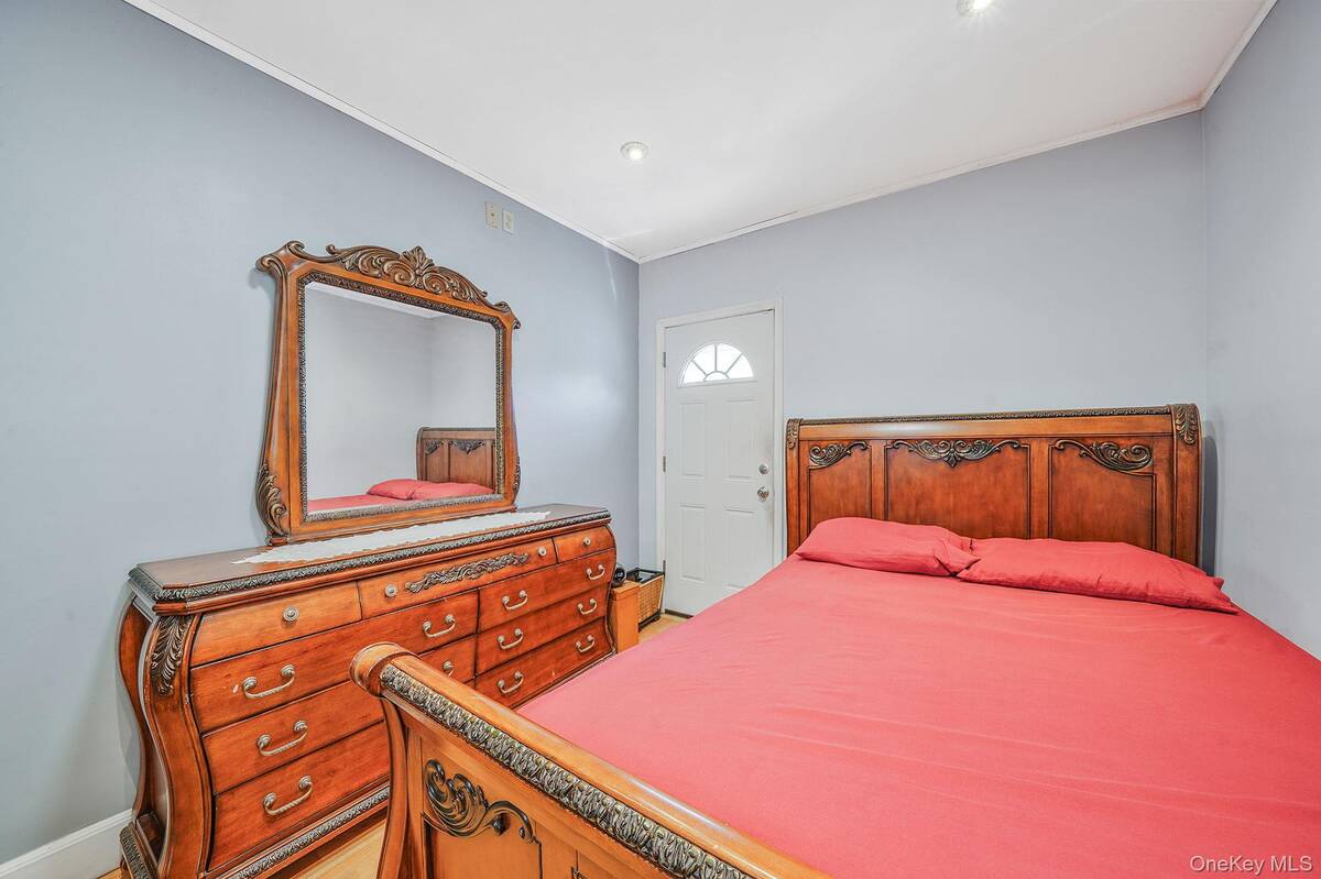 #23 photo, 110-35 107th Street, Ozone Park , NY 11417