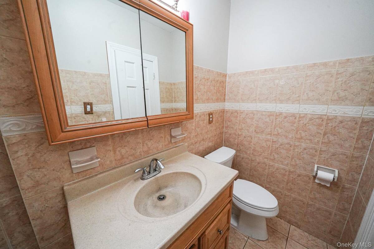 #29 photo, 110-35 107th Street, Ozone Park , NY 11417