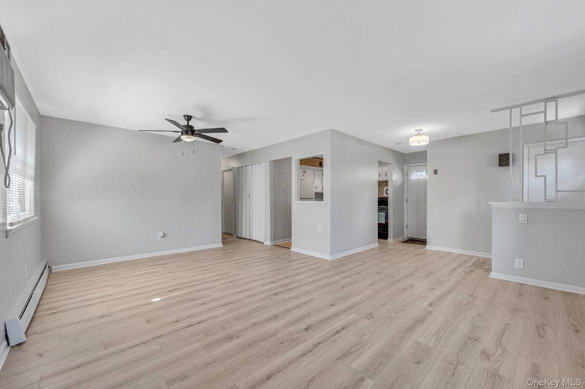 #5 photo, 6 Bonny Drive, Mastic , NY 11950