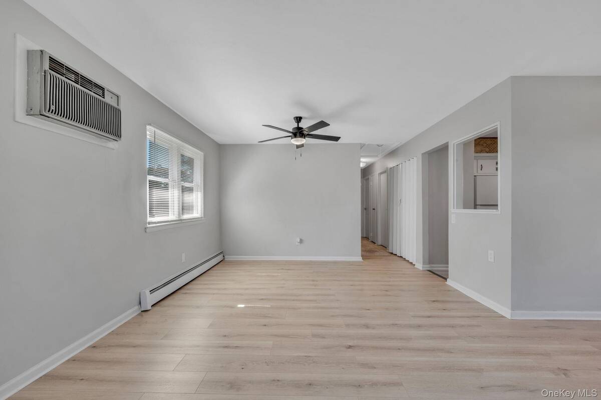 #7 photo, 6 Bonny Drive, Mastic , NY 11950