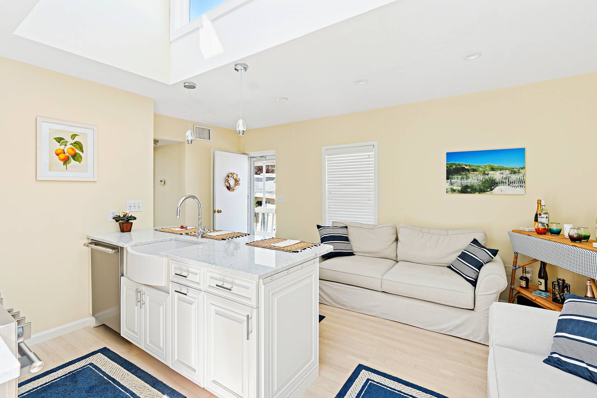 #3 photo, 30 Little Neck Road, #21, サフォーク郡 Southampton , NY 11968