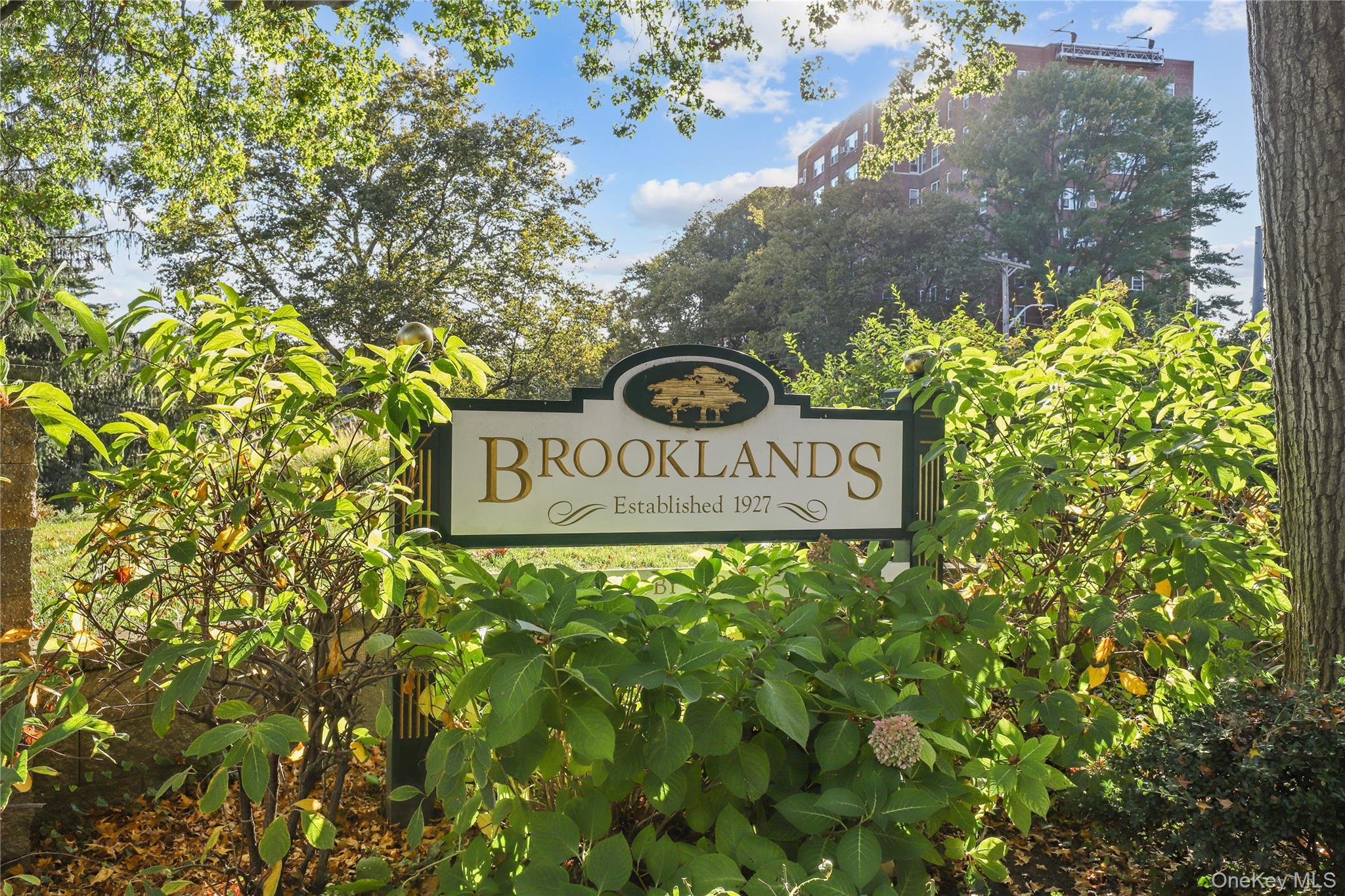 #2 photo, 6 Brooklands, Bronxville , NY 10708