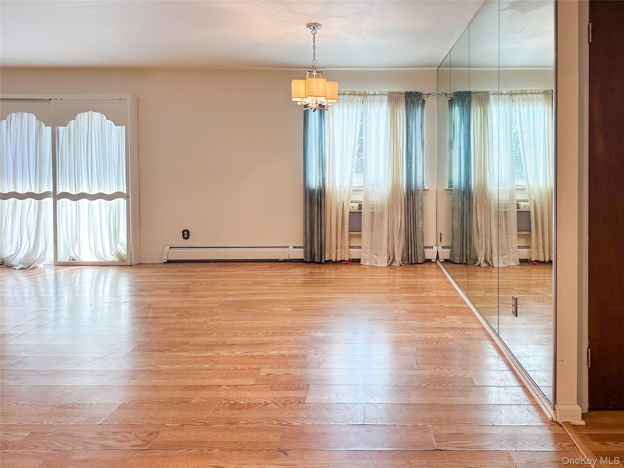 #13 photo, 18 Granada Crescent, White Plains , NY 10603