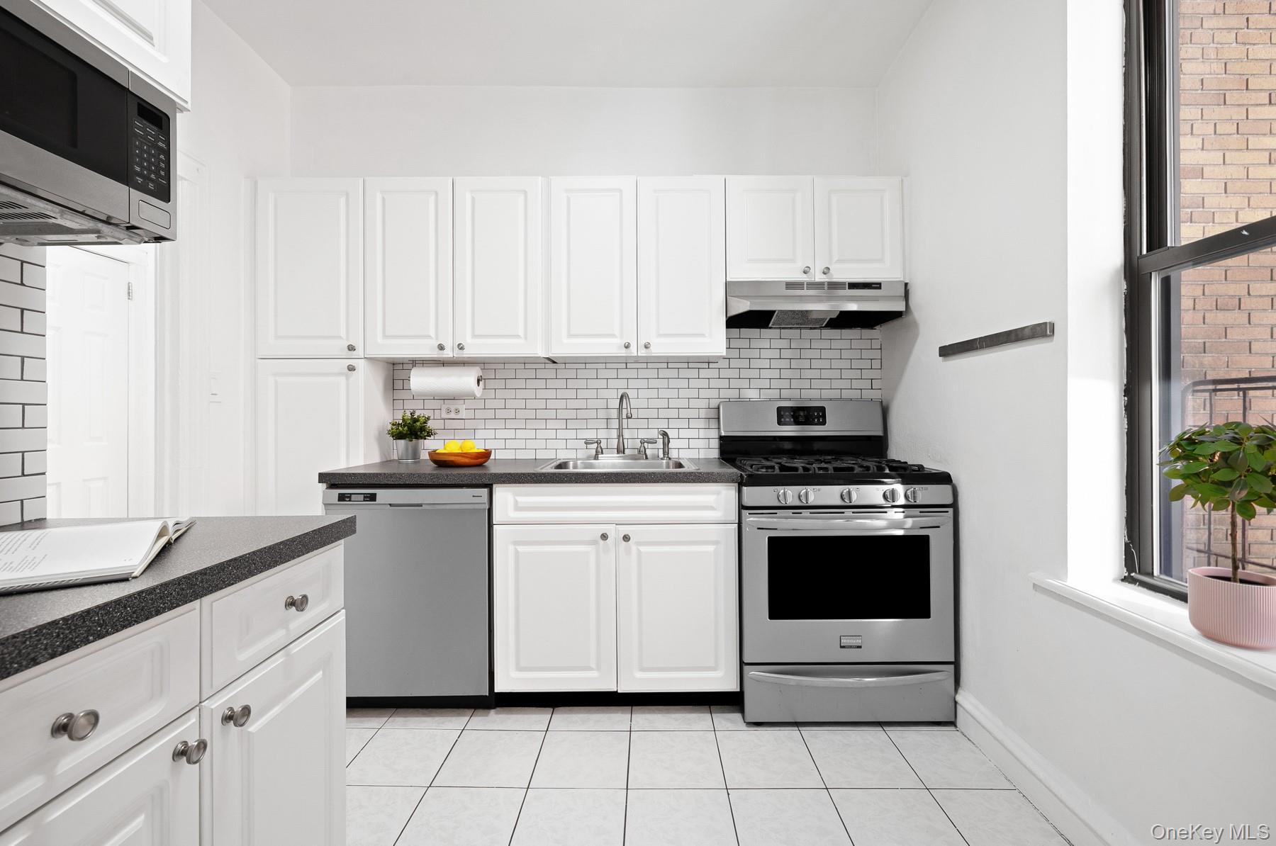 #7 photo, 41-42 42nd, クイーンズ区 Sunnyside , NY 11104