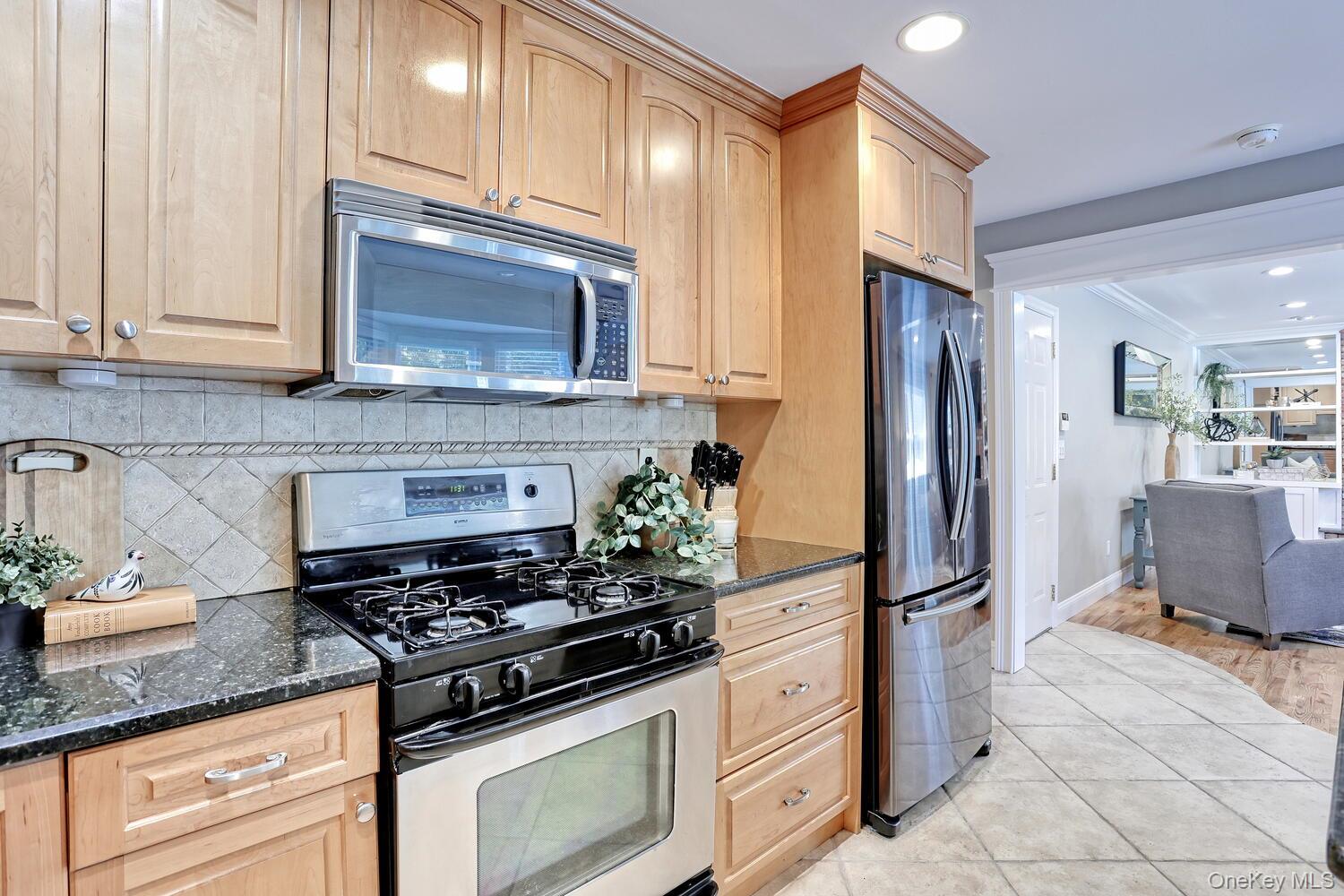 #11 photo, 122 Birch Lane, New City , NY 10956