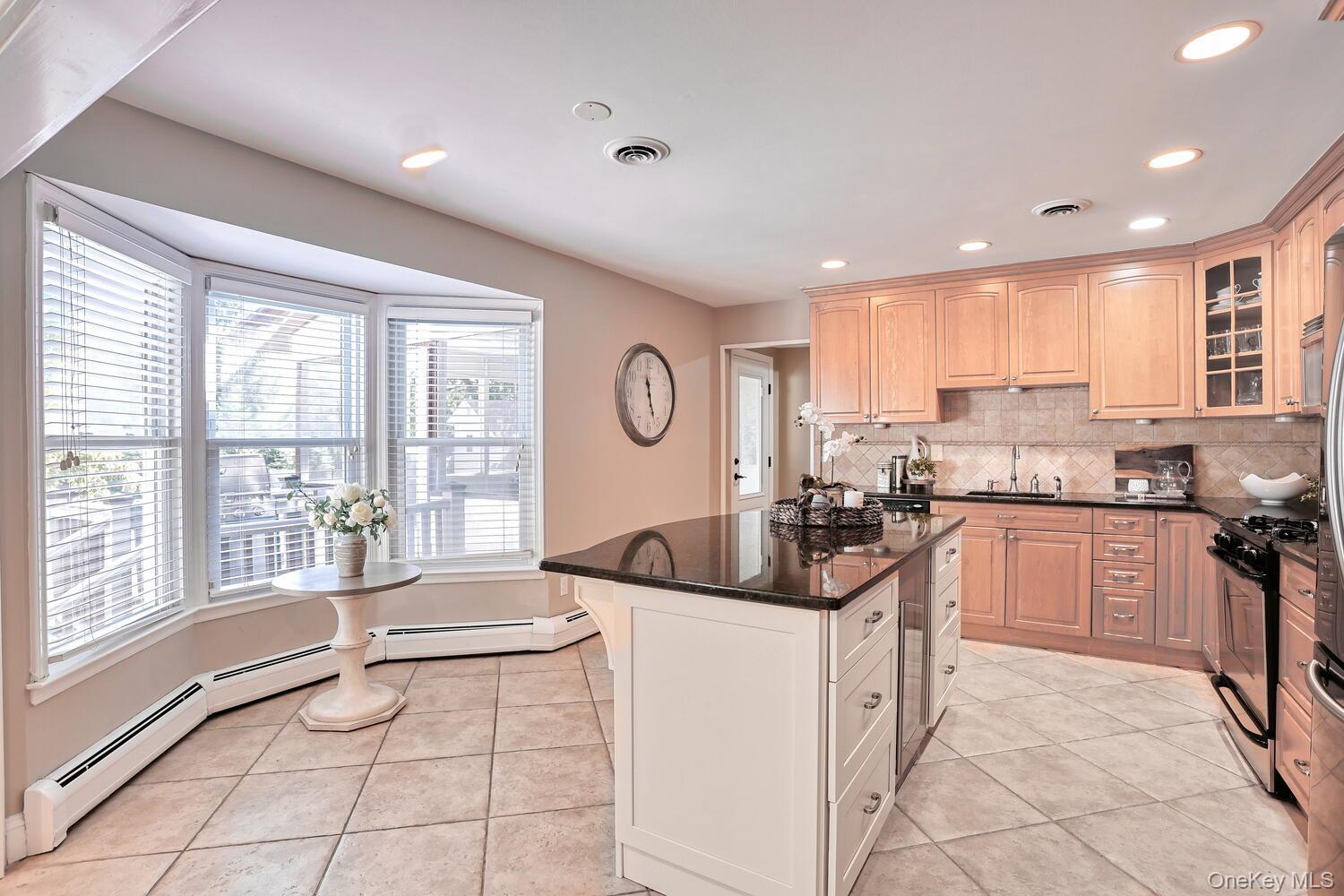 #7 photo, 122 Birch Lane, New City , NY 10956