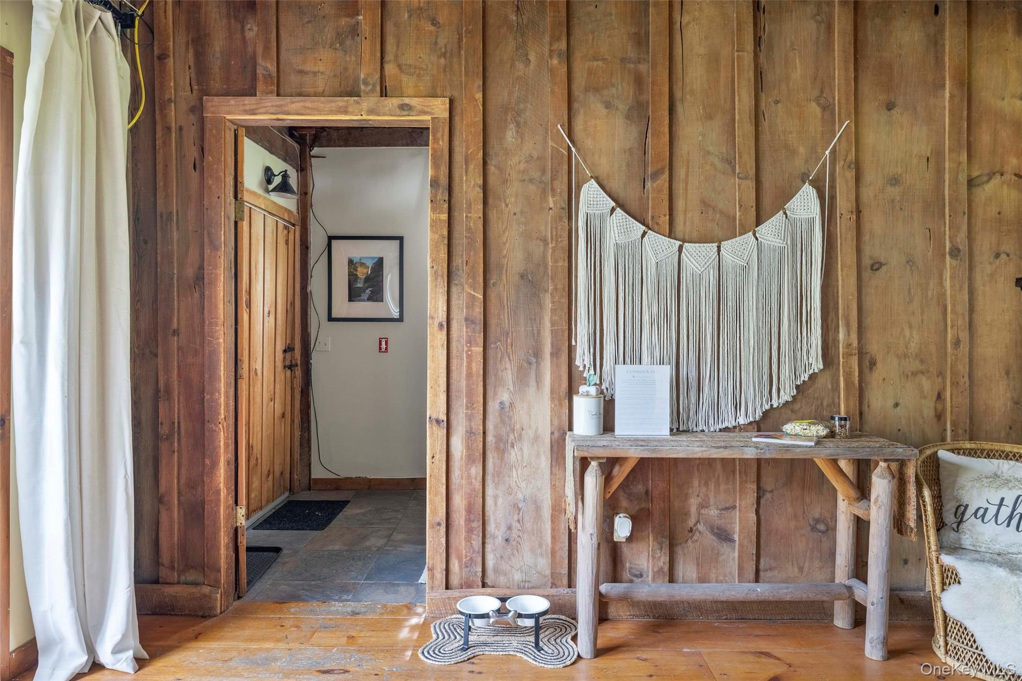 #20 photo, 4494-4496 Us Highway 209, Accord , NY 12484