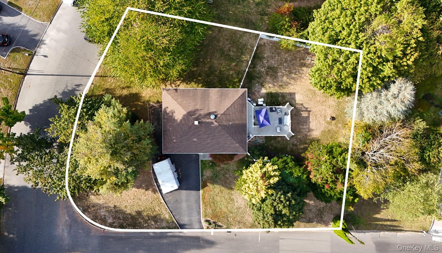 #20 photo, 19 Partridge Lane, सफ़ोक काउंटी East Setauket , NY 11733