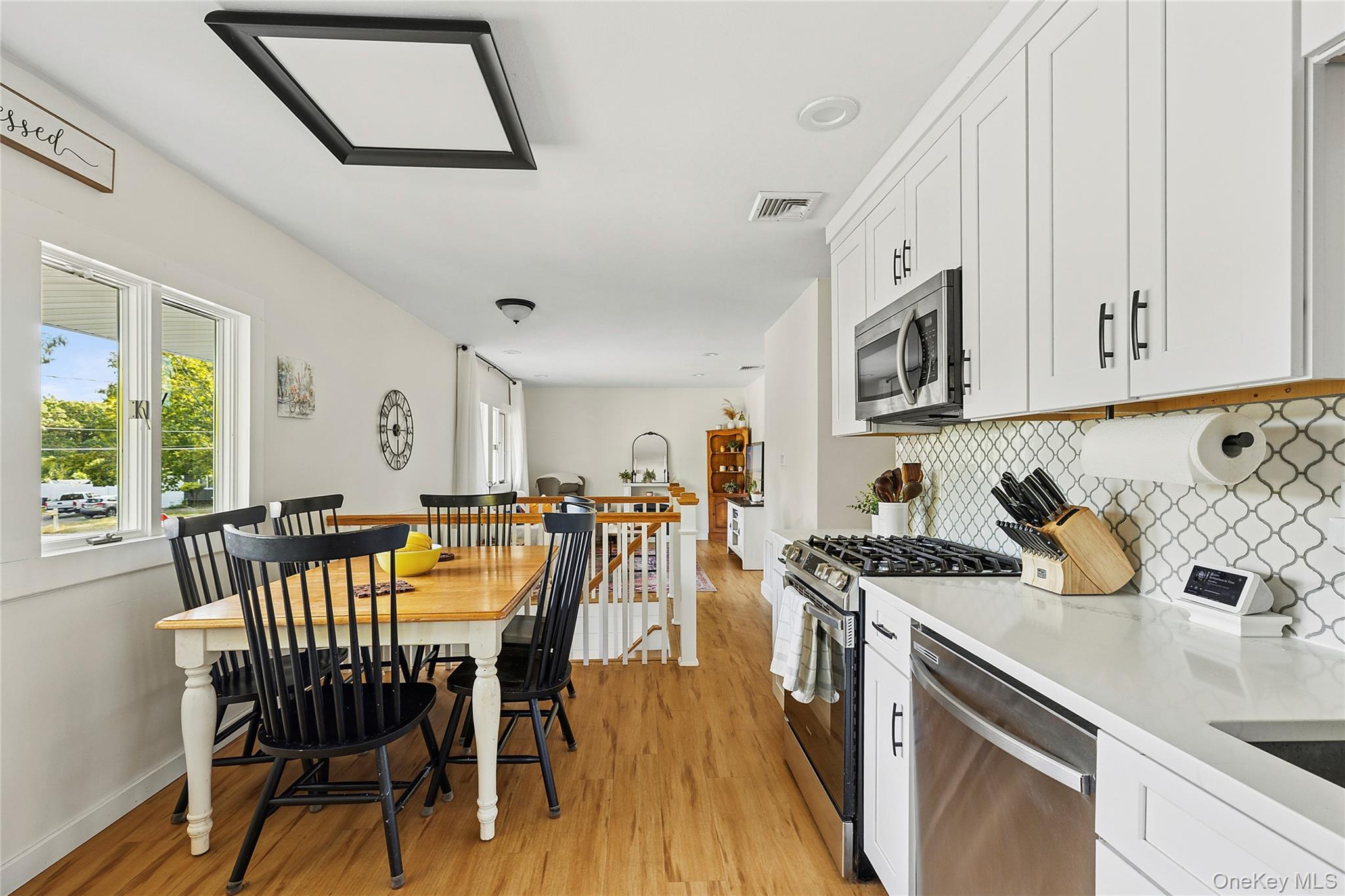 #6 photo, 19 Partridge Lane, सफ़ोक काउंटी East Setauket , NY 11733