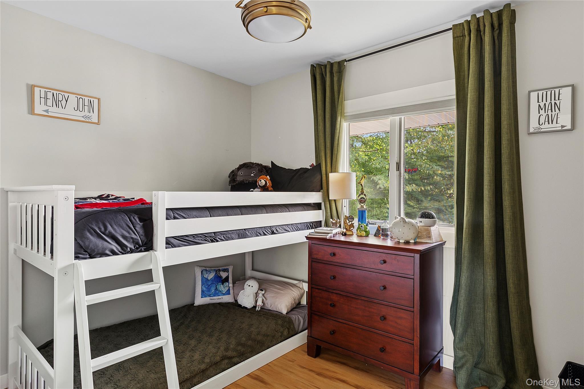 #8 photo, 19 Partridge Lane, सफ़ोक काउंटी East Setauket , NY 11733