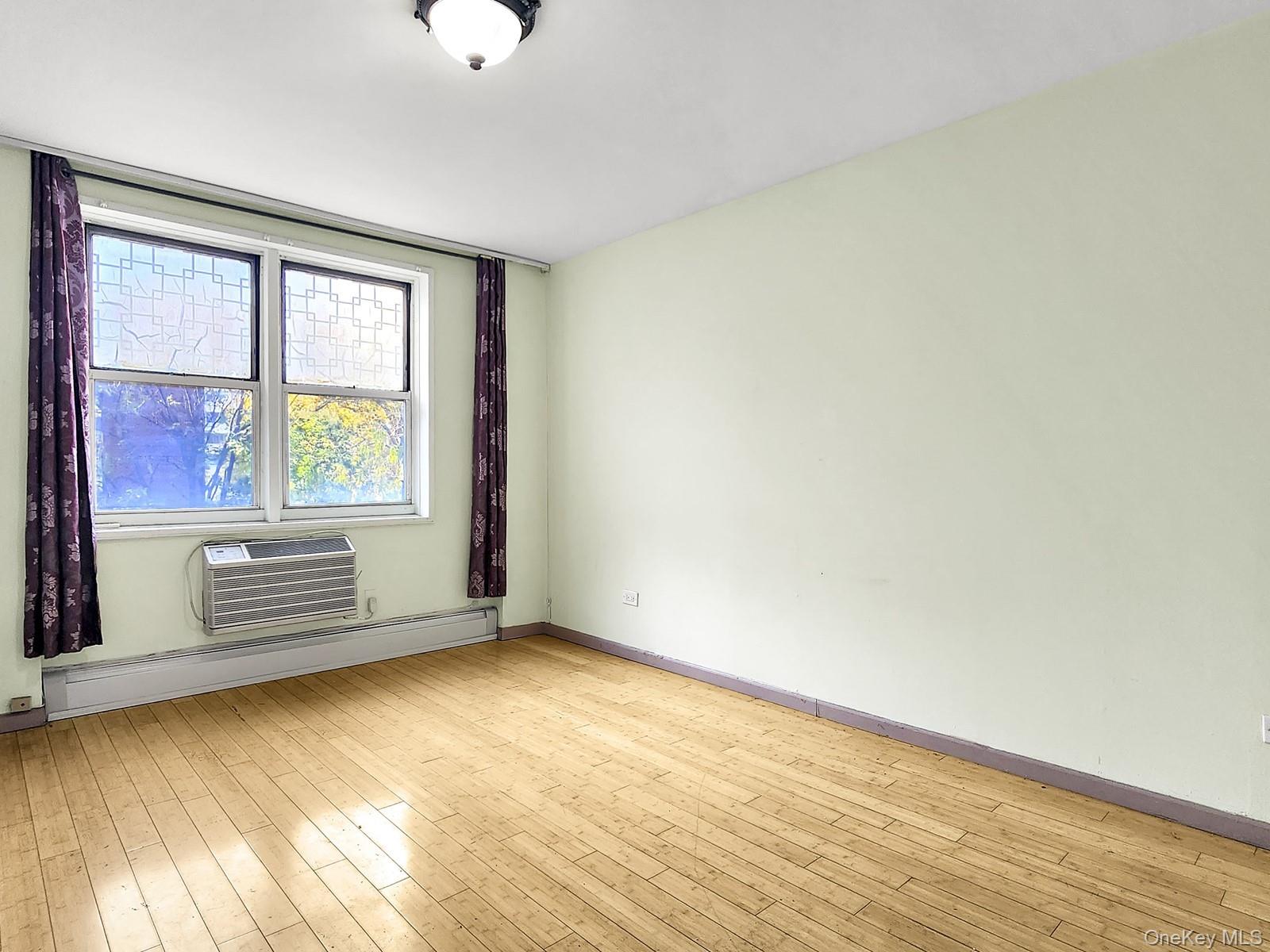 #7 photo, 140-55 34th Avenue, Flushing , NY 11354