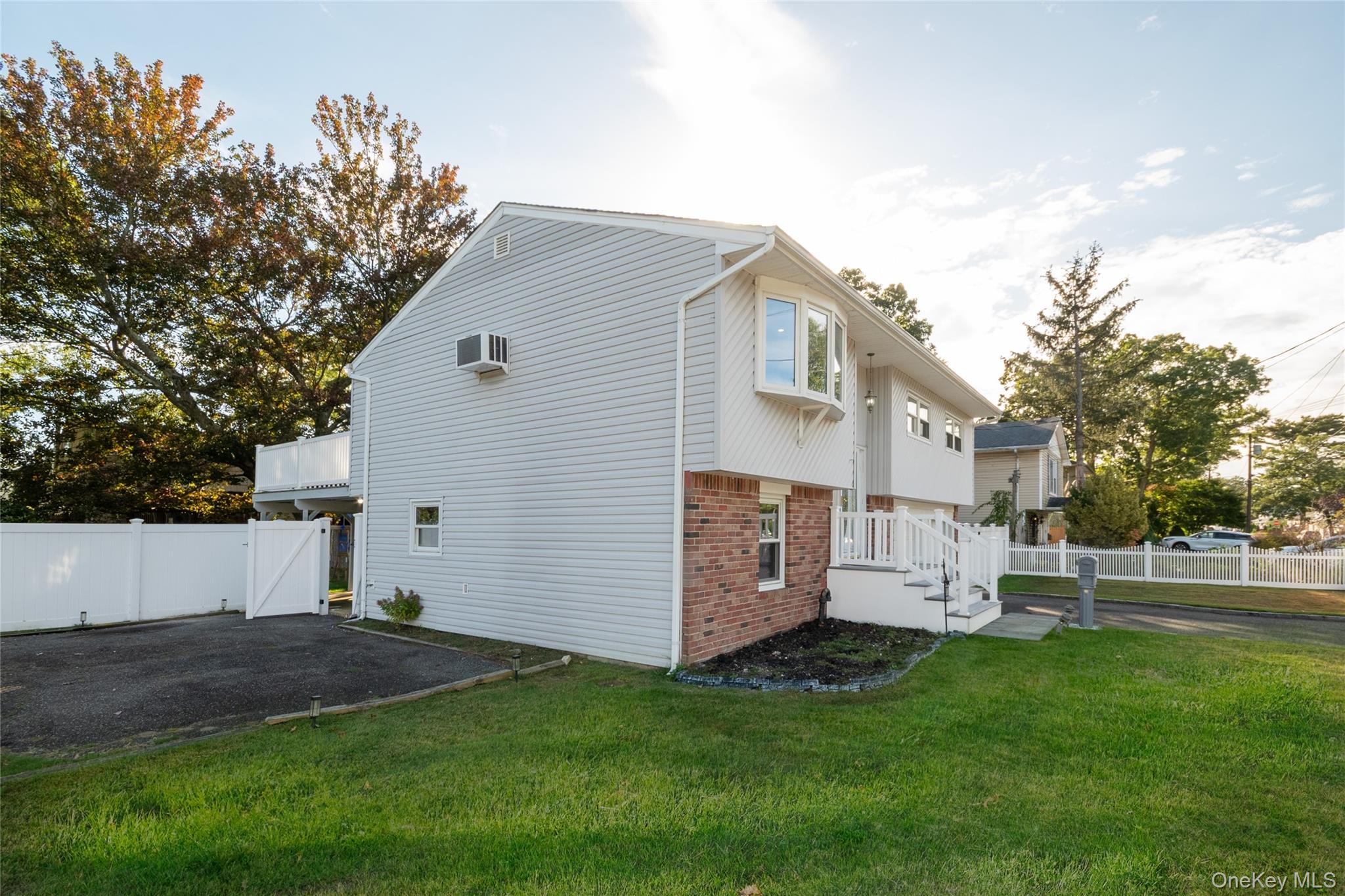 #2 photo, 380 Montgomery Avenue, West Babylon , NY 11704