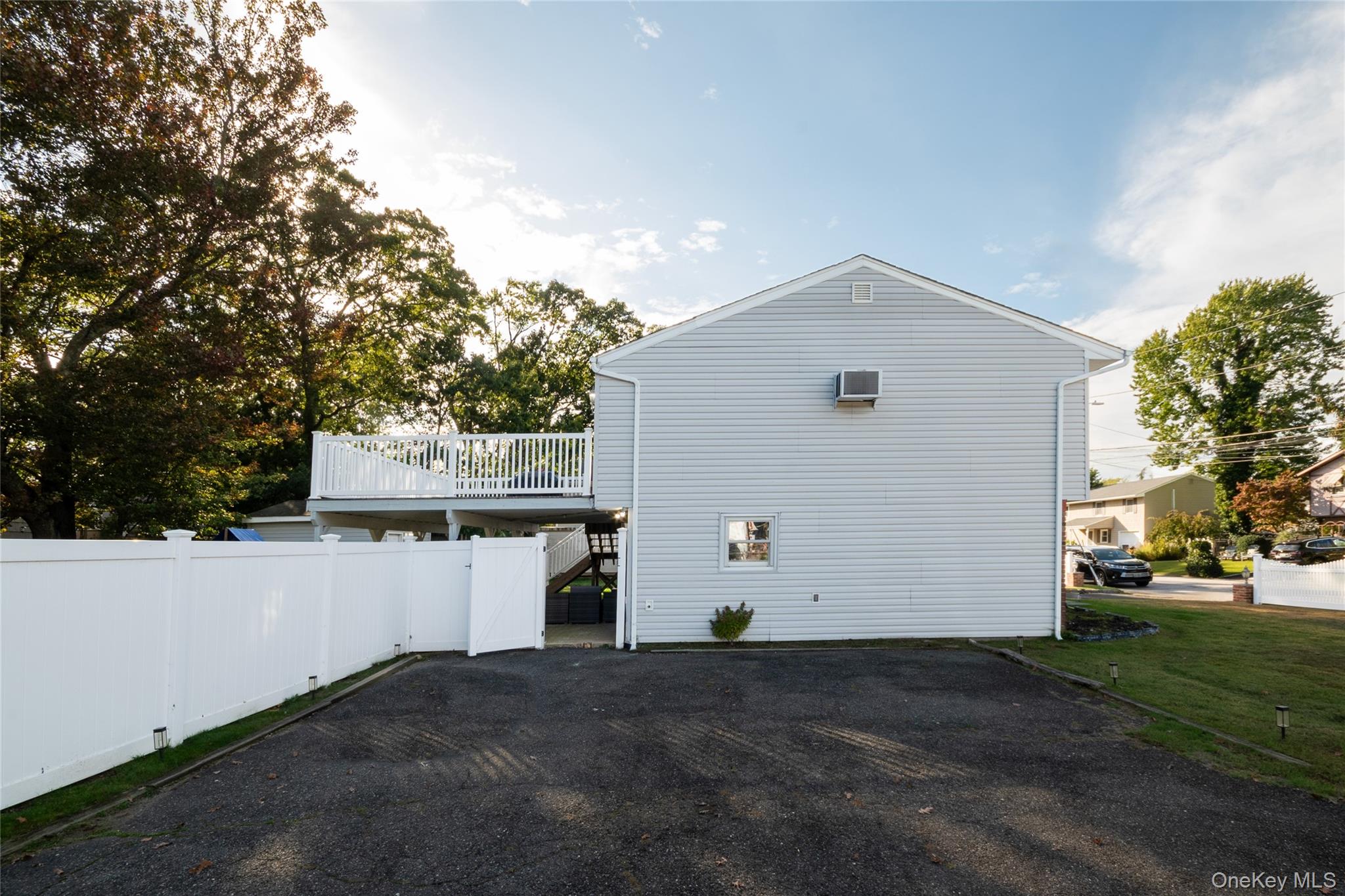 #3 photo, 380 Montgomery Avenue, West Babylon , NY 11704