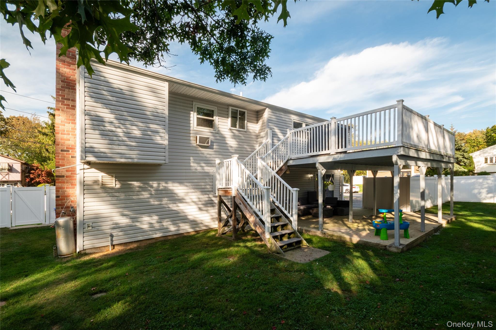 #7 photo, 380 Montgomery Avenue, West Babylon , NY 11704