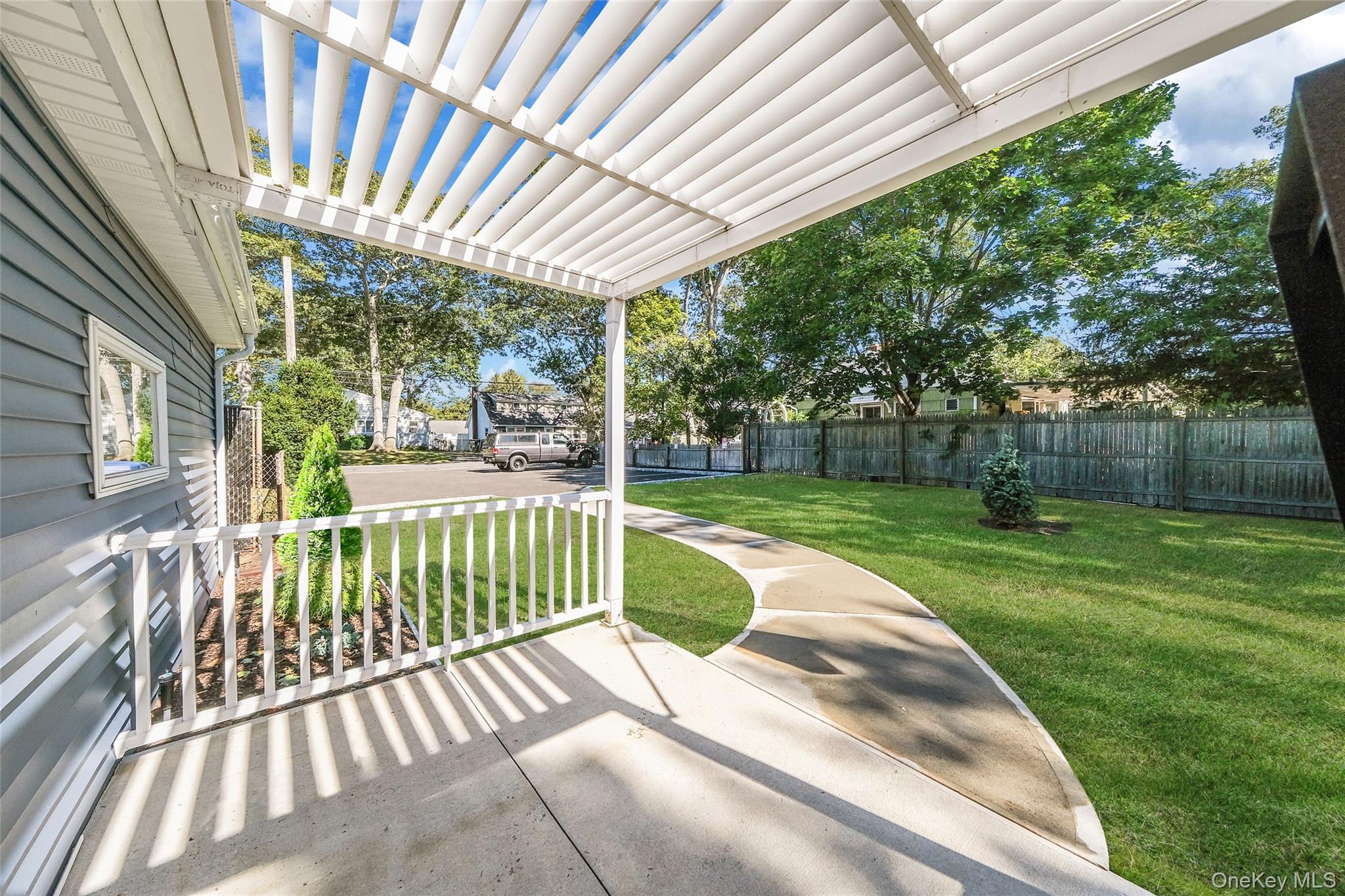 #8 photo, Third E Ldl Street, サフォーク郡 Patchogue , NY 11772