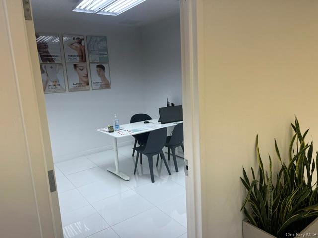 #11 photo, 39 Great Neck Road, ナッソー郡 Great Neck Plaza , NY 11021