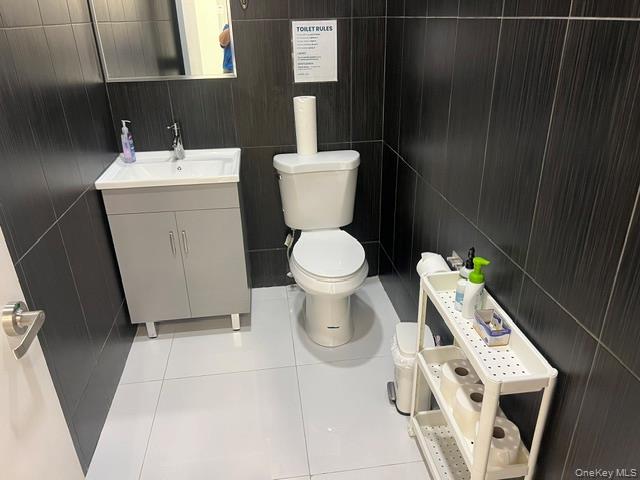 #12 photo, 39 Great Neck Road, ナッソー郡 Great Neck Plaza , NY 11021