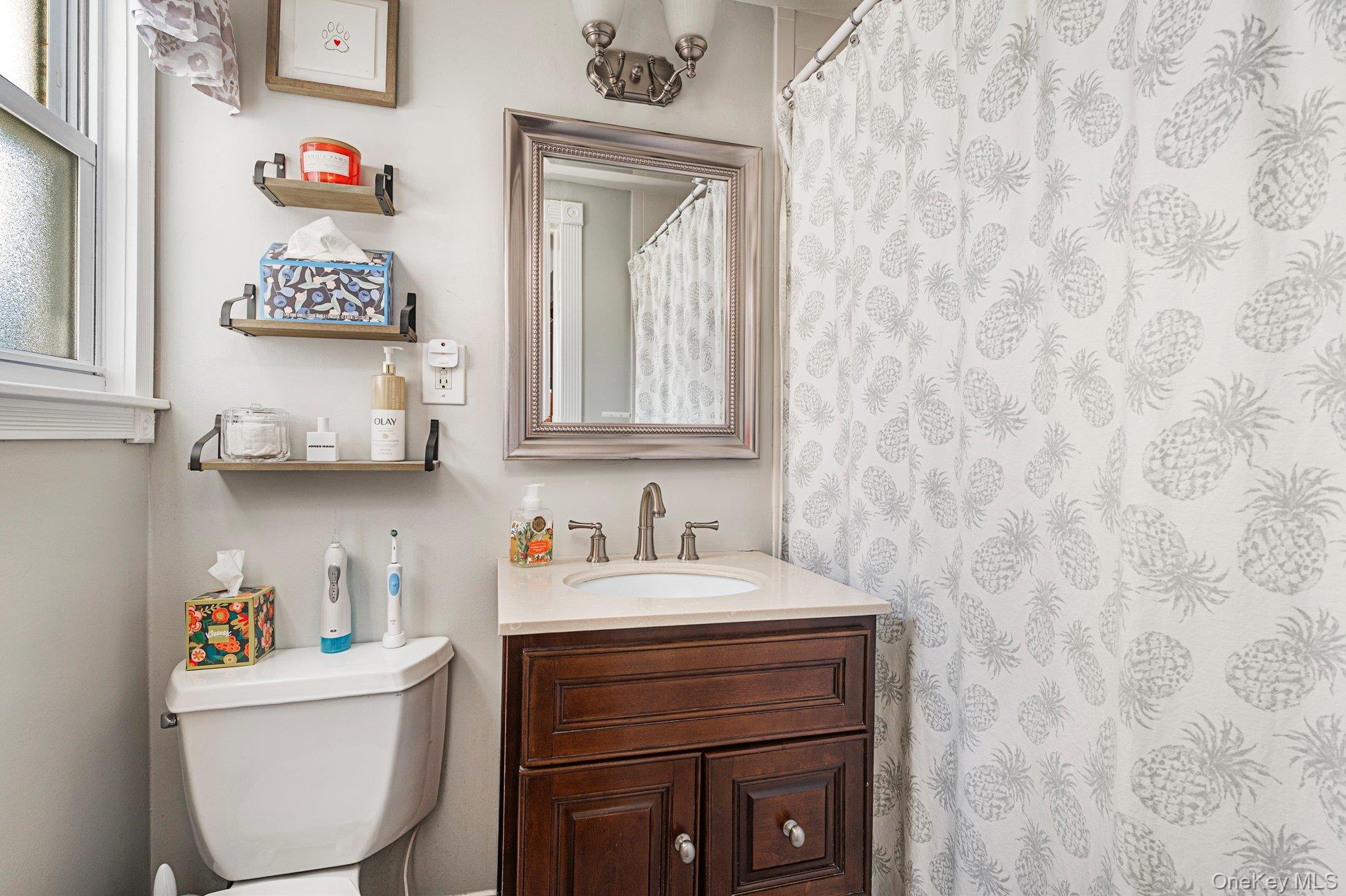 #14 photo, 2806 Wilson Avenue, ナッソー郡 Bellmore , NY 11710