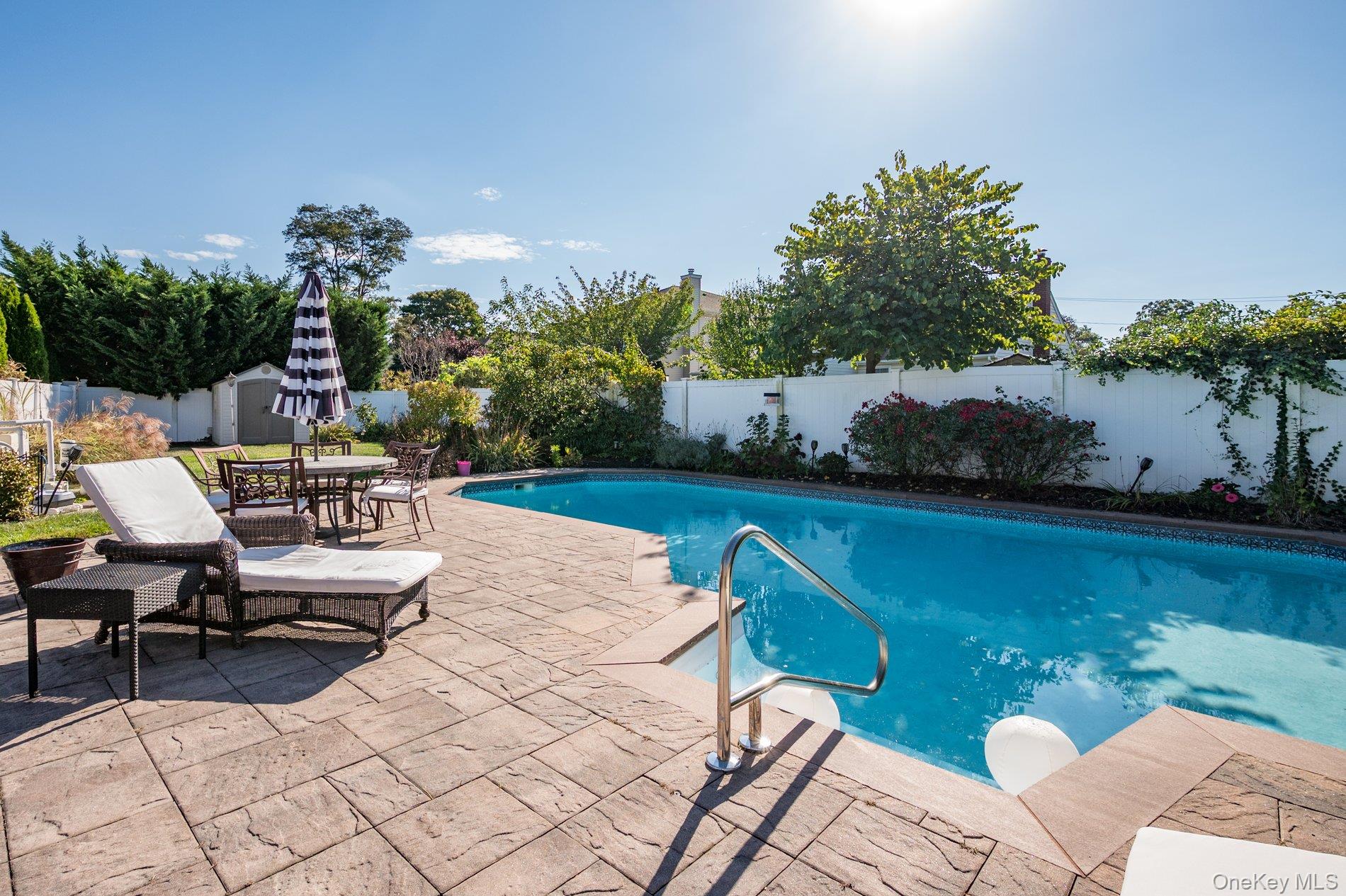 #19 photo, 2806 Wilson Avenue, ナッソー郡 Bellmore , NY 11710