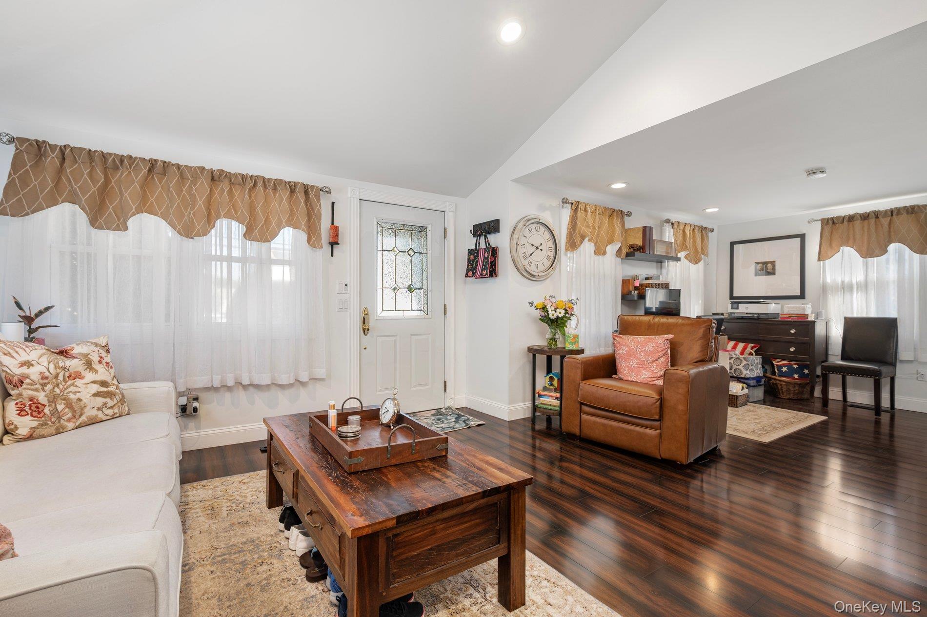 #7 photo, 2806 Wilson Avenue, ナッソー郡 Bellmore , NY 11710