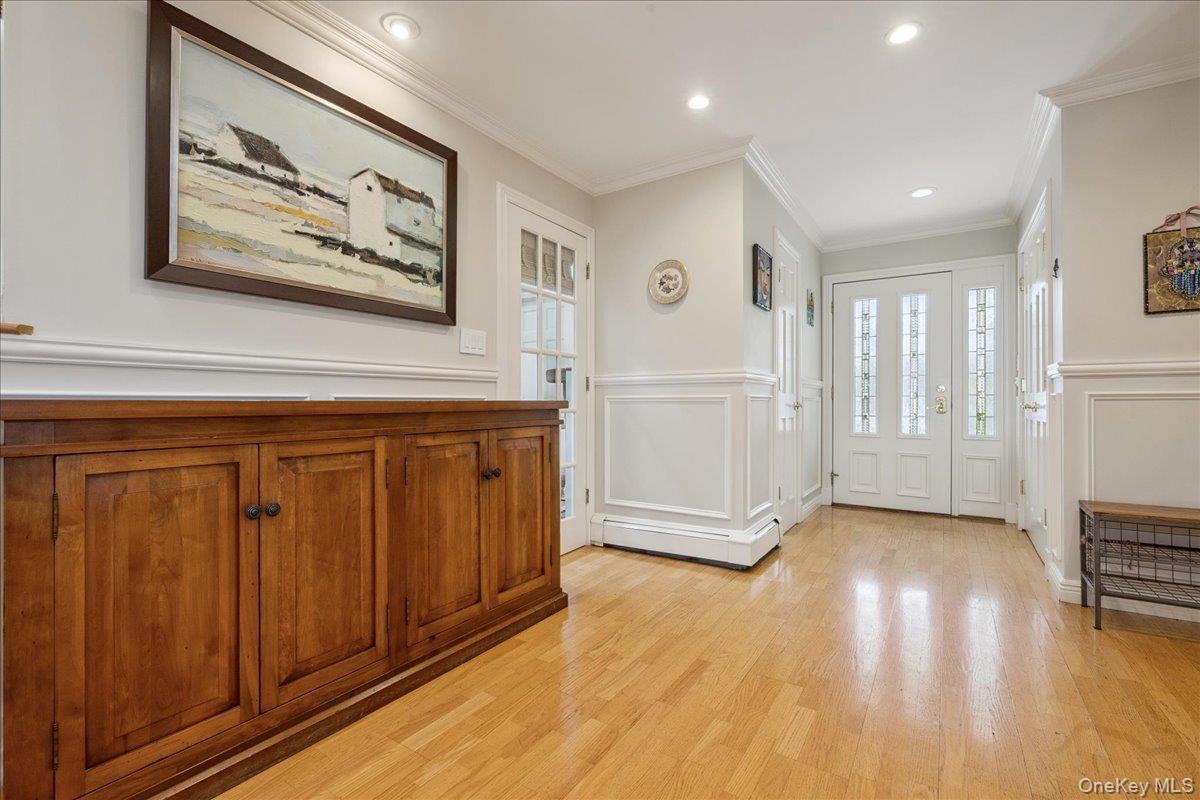 #5 photo, 2903 Preston Lane, Merrick , NY 11566