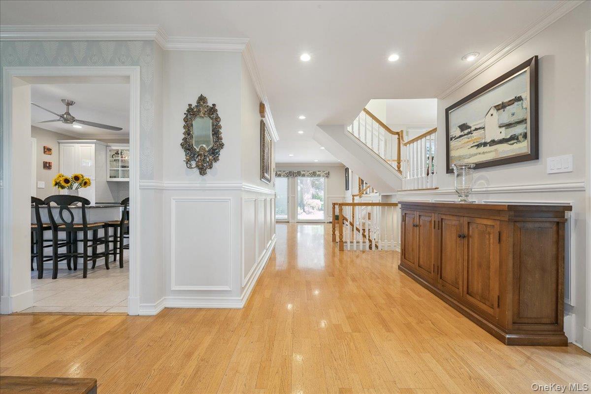 #6 photo, 2903 Preston Lane, Merrick , NY 11566