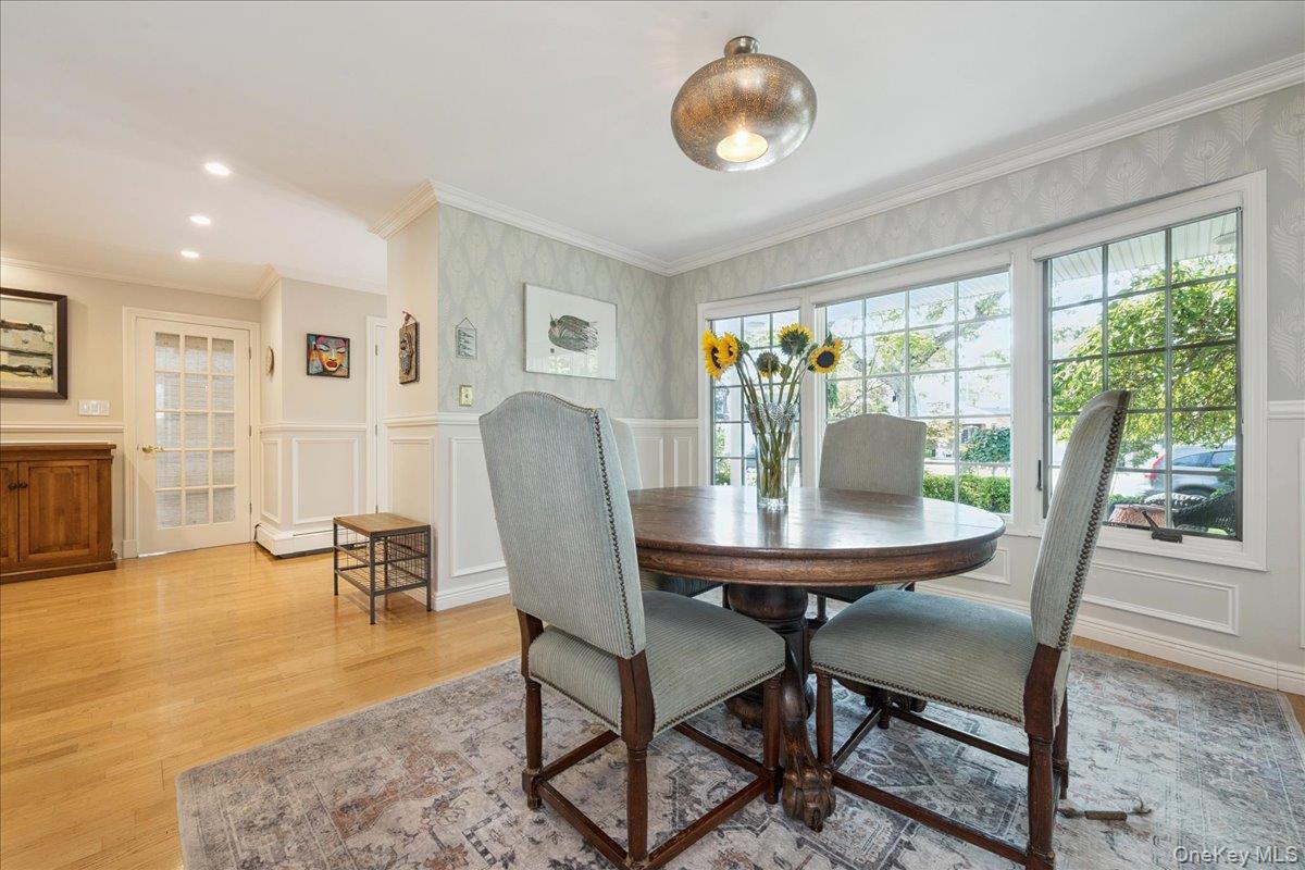 #9 photo, 2903 Preston Lane, Merrick , NY 11566