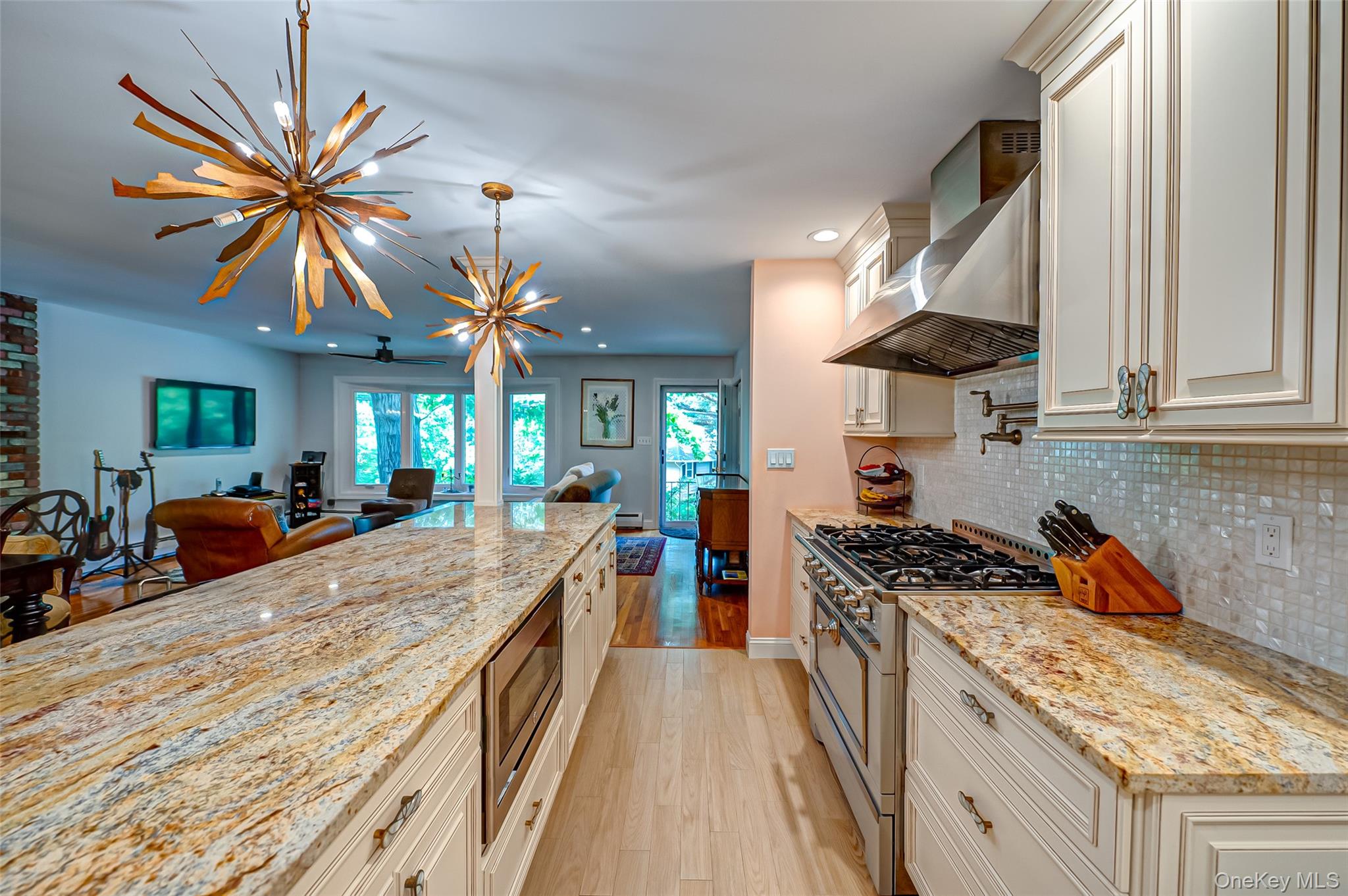 #12 photo, 27 Prospect Avenue, ナッソー郡 Sea Cliff , NY 11579