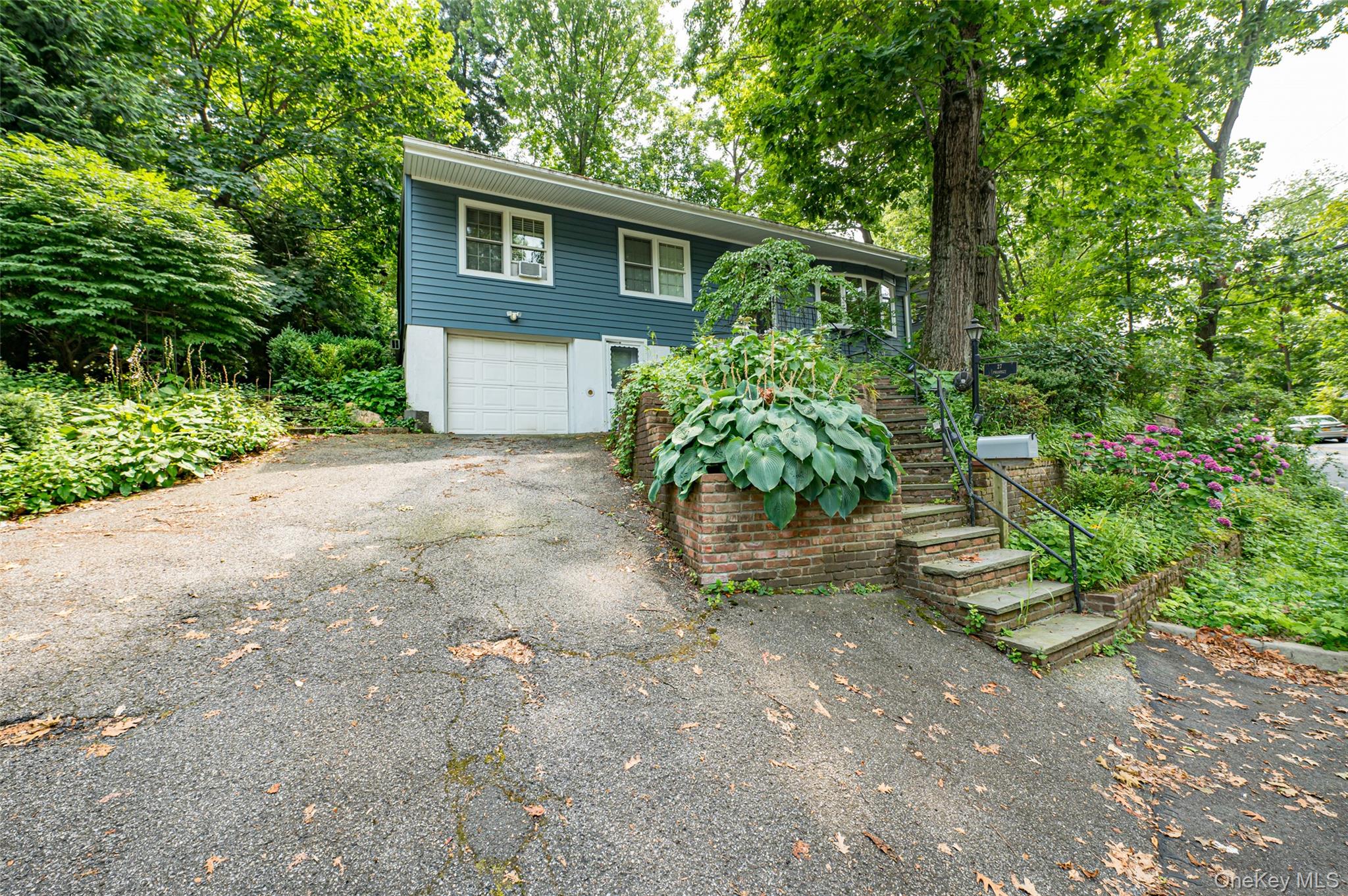 #2 photo, 27 Prospect Avenue, ナッソー郡 Sea Cliff , NY 11579