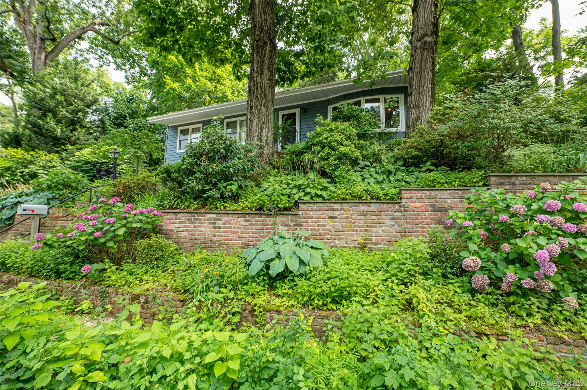 #4 photo, 27 Prospect Avenue, ナッソー郡 Sea Cliff , NY 11579