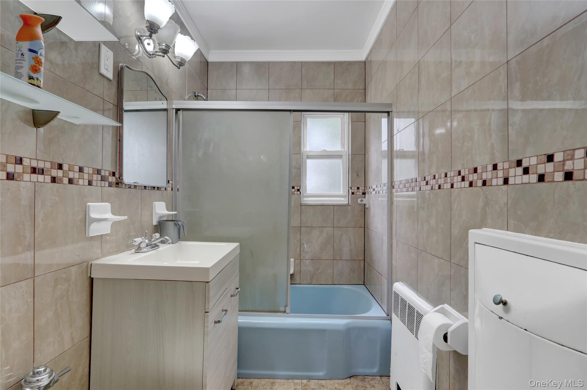 #15 photo, 14007 68th Drive, Kew Garden Hills , NY 11367