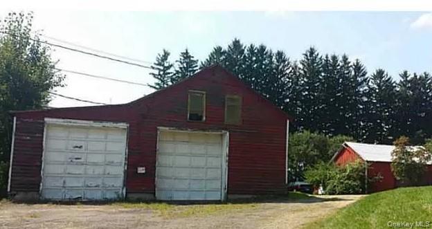 #4 photo, 6387 NY-41, Call Listing Agent , NY 13077