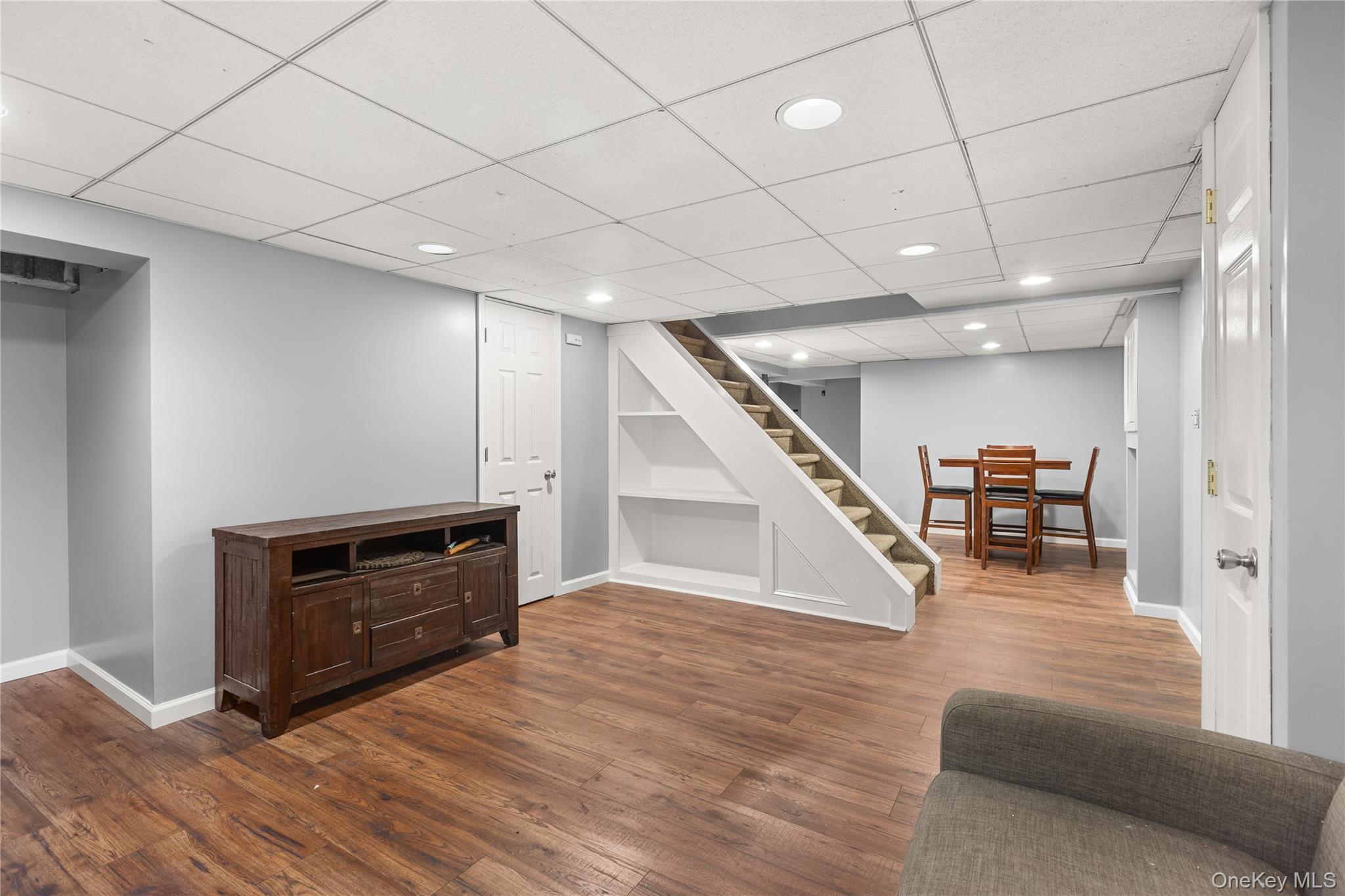 #11 photo, 1023 Carll Drive, Bay Shore , NY 11706