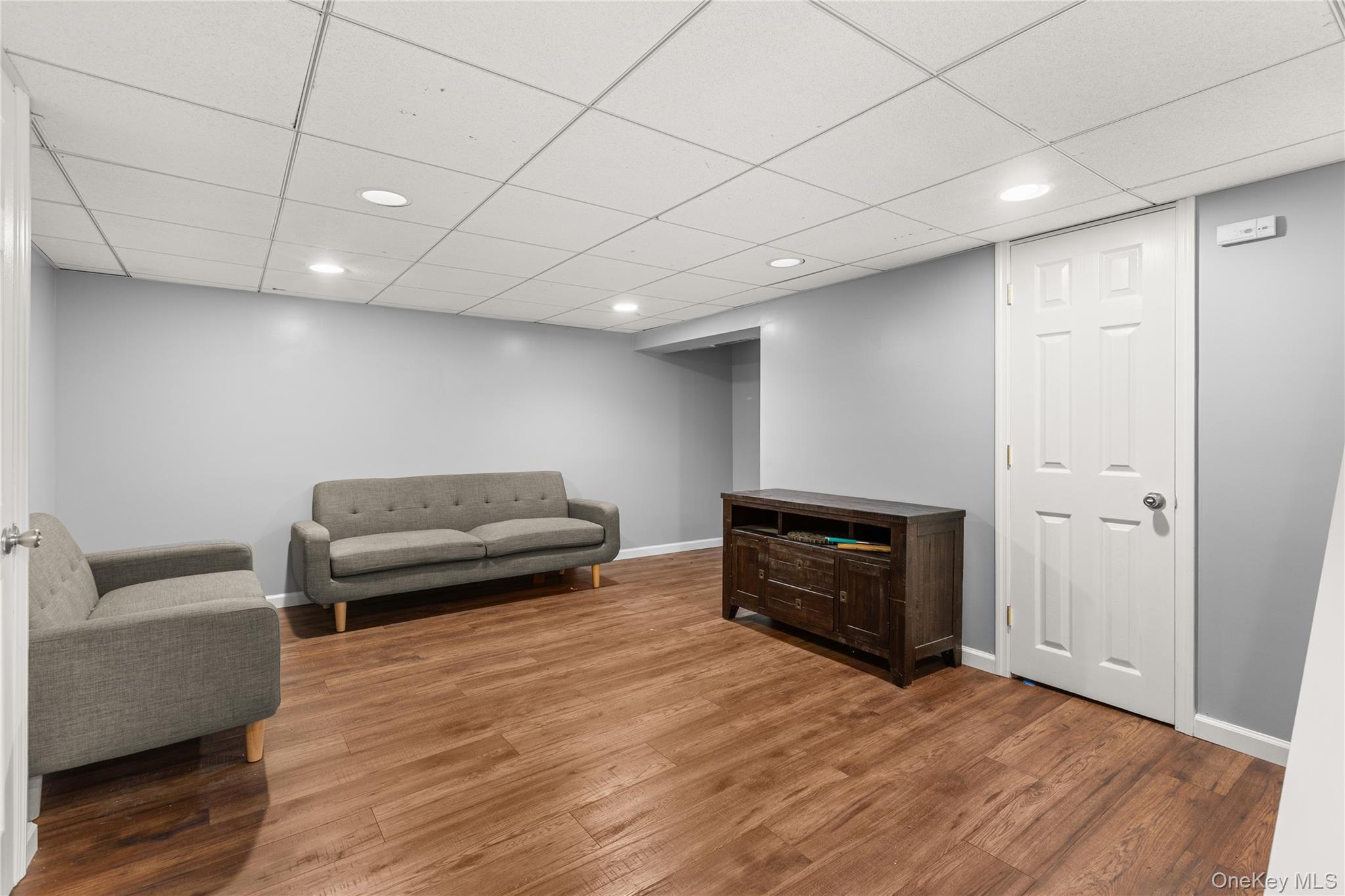 #12 photo, 1023 Carll Drive, Bay Shore , NY 11706