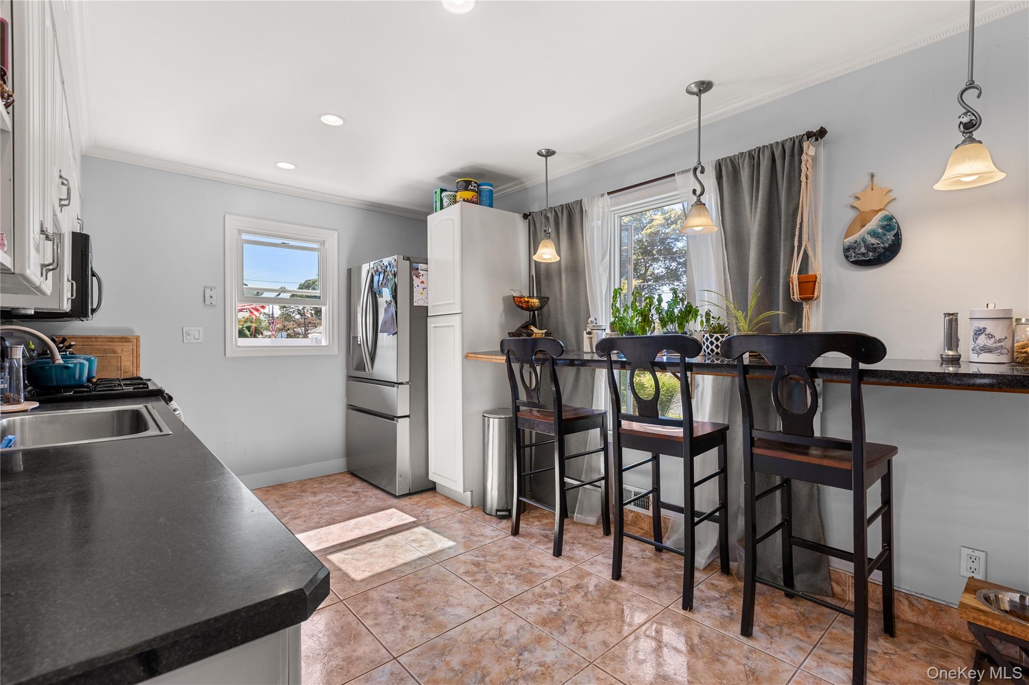 #8 photo, 1023 Carll Drive, Bay Shore , NY 11706