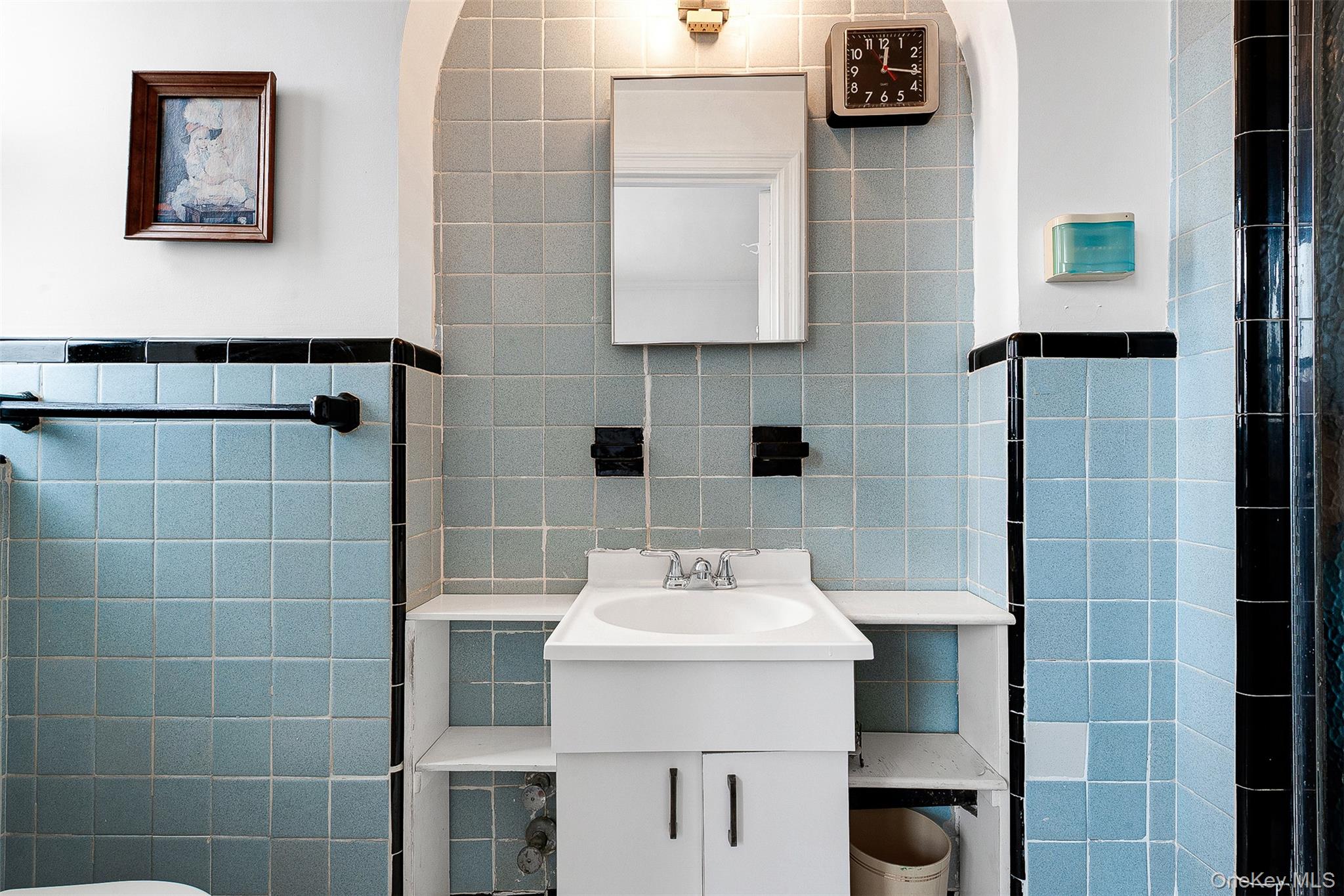 #9 photo, 98-120 Queens Boulevard, クイーンズ区 Rego Park , NY 11374