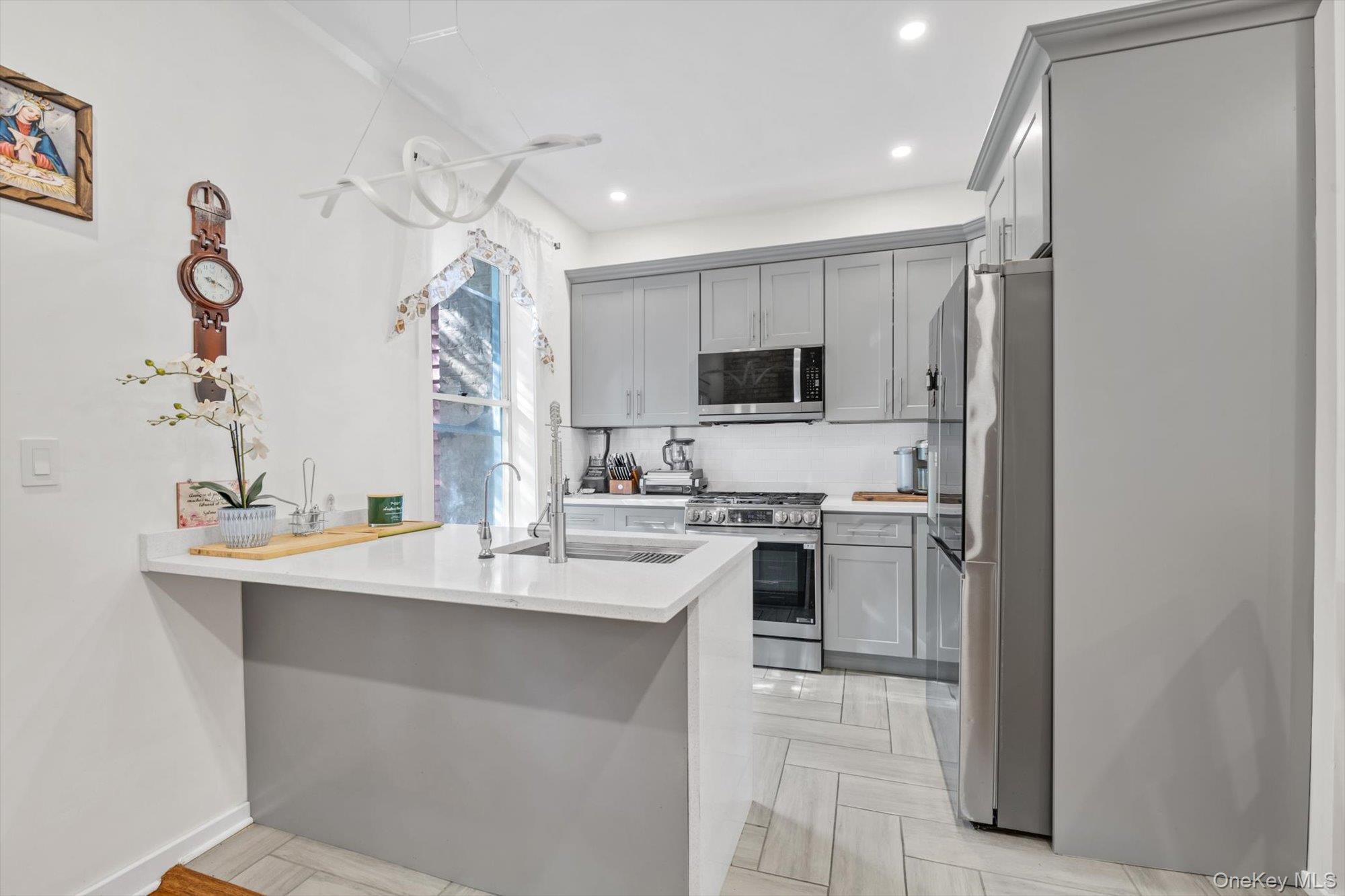 #6 photo, 250 Etna Street, Brooklyn , NY 11208