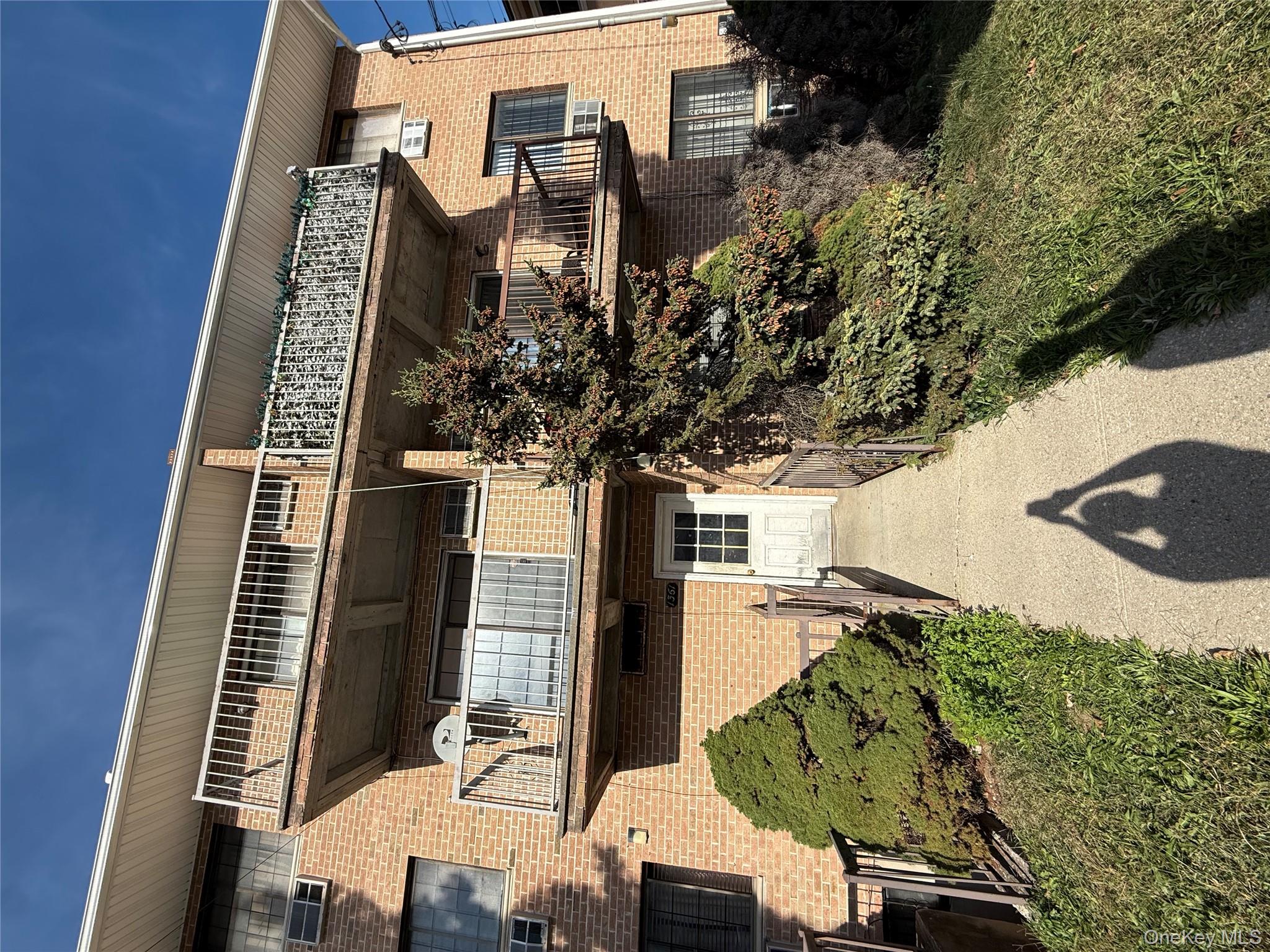 #1 photo, 1361 E 91st Street, ブルックリン区 Brooklyn , NY 11236