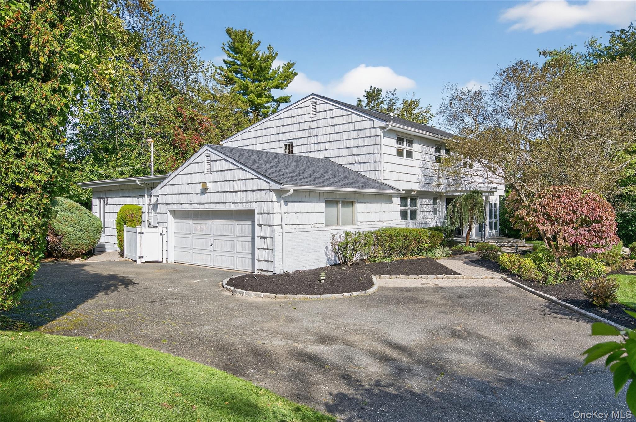 #2 photo, 39 Hummingbird Drive, ナッソー郡 East Hills , NY 11576