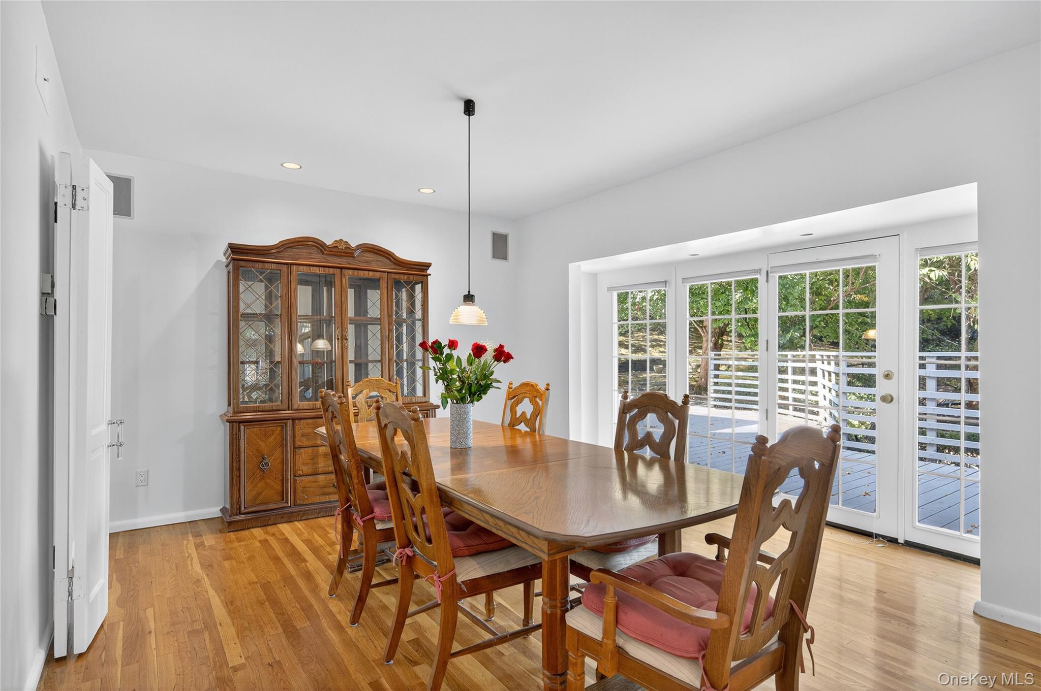 #8 photo, 39 Hummingbird Drive, ナッソー郡 East Hills , NY 11576