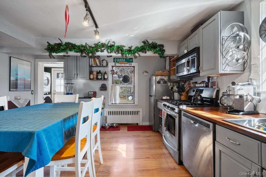 #9 photo, 217-19 39th Avenue, Bayside , NY 11361