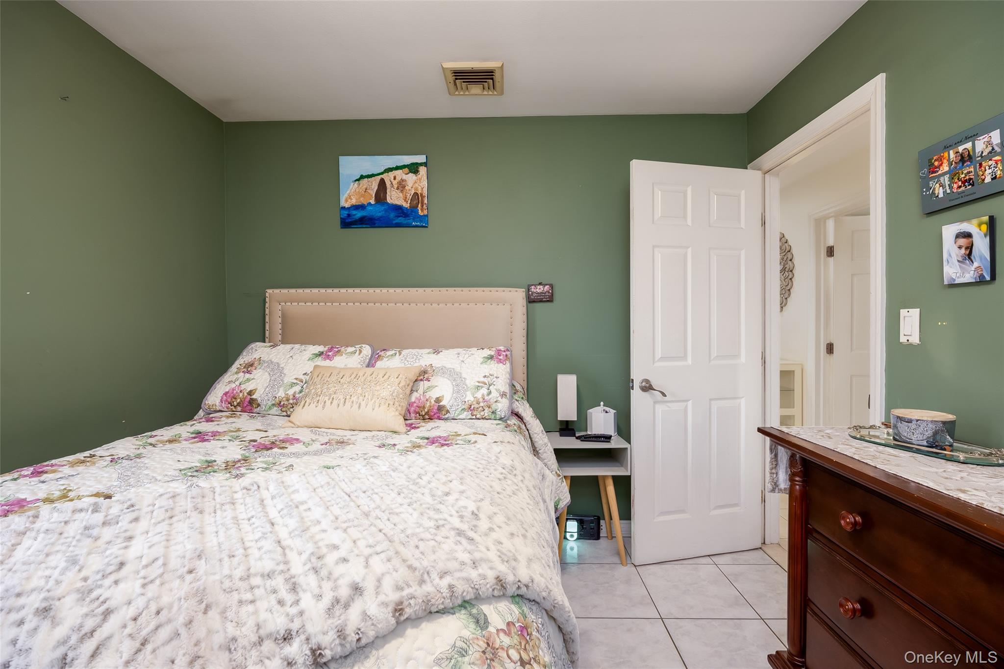 #13 photo, 3449 Weidner Avenue, Oceanside , NY 11572