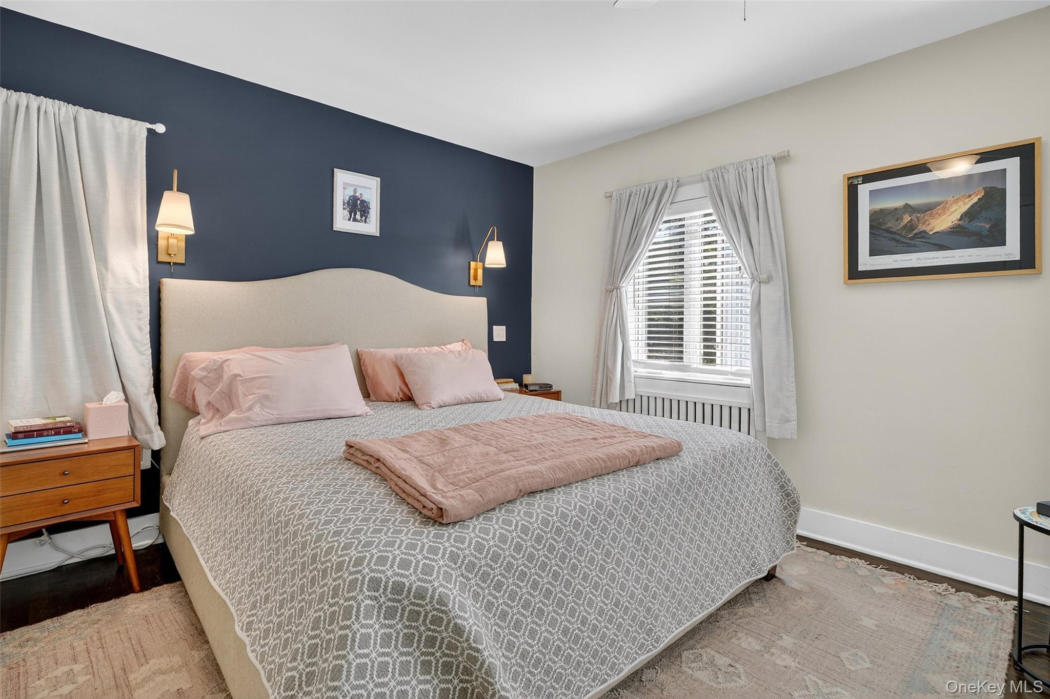 #20 photo, 305 W 259th Street, Bronx , NY 10471