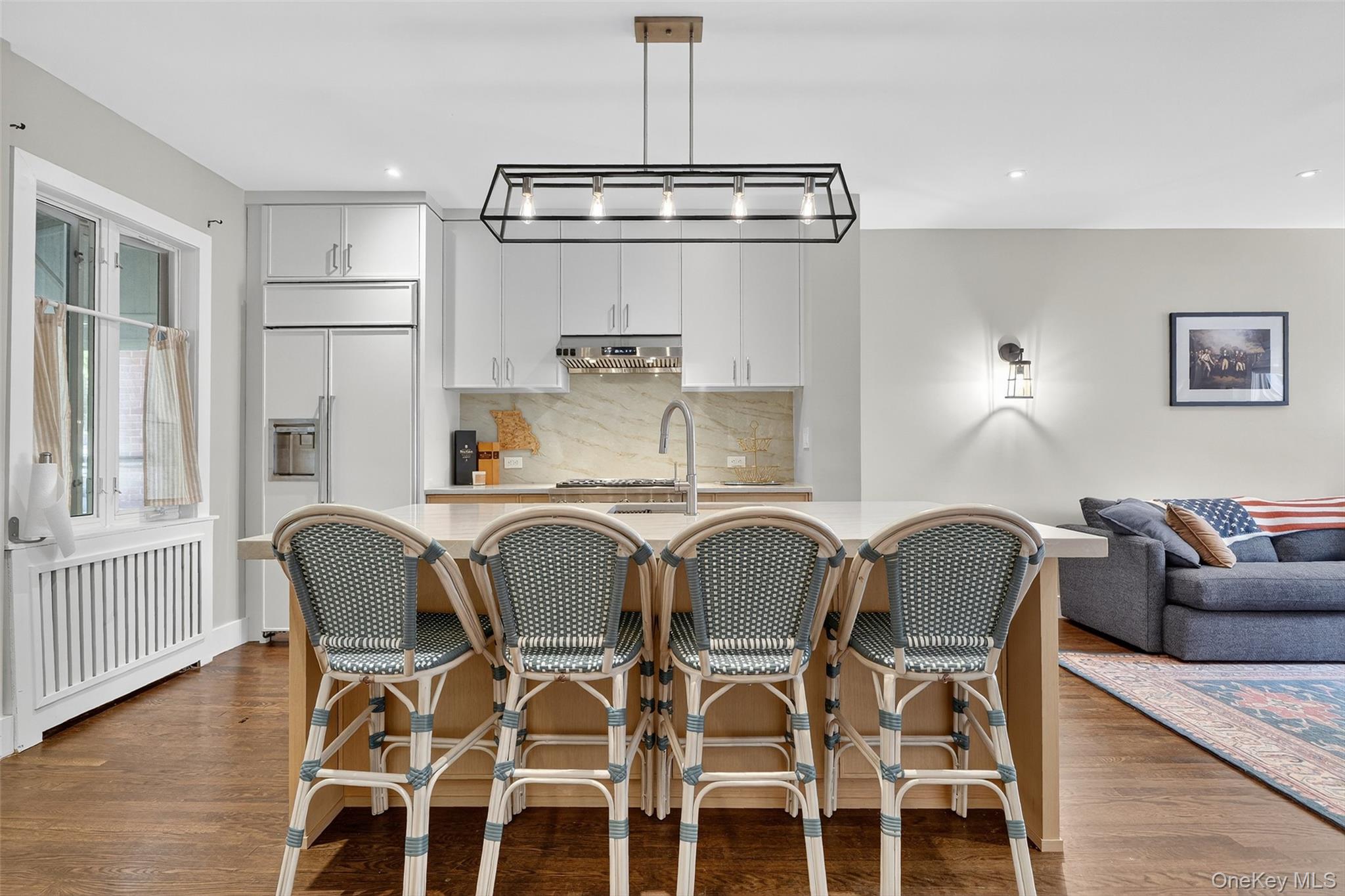 #8 photo, 305 W 259th Street, Bronx , NY 10471