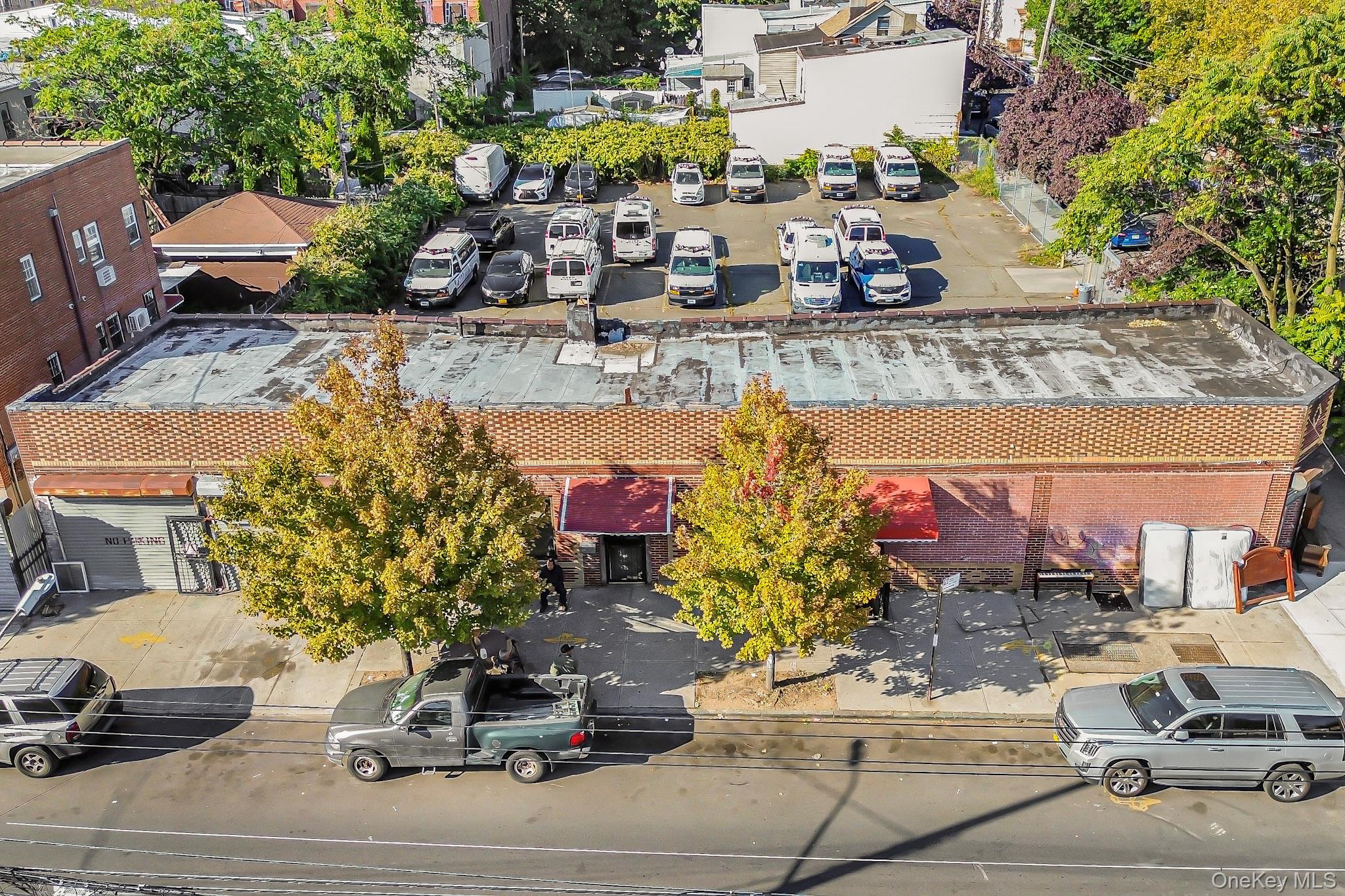 #5 photo, 425 Glenmore Avenue, ブルックリン区 Brooklyn , NY 11207